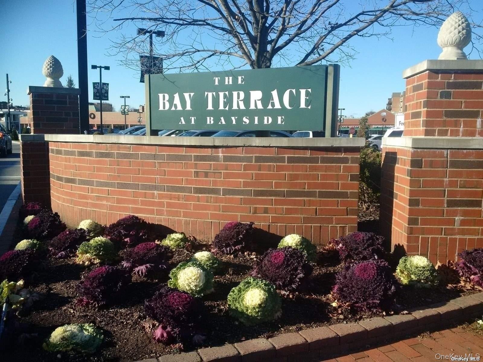 #14 photo, 18-40 211th Street Street, 뉴욕퀸즈 베이사이드 Bayside , NY 11360