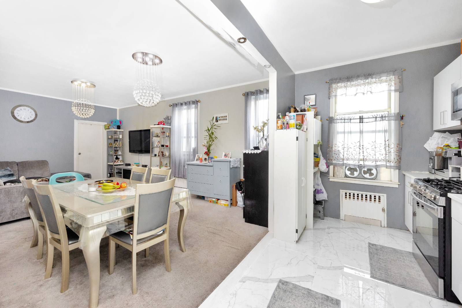 #14 photo, 6018 Bleecker St, クイーンズ区 Ridgewood , NY 11385