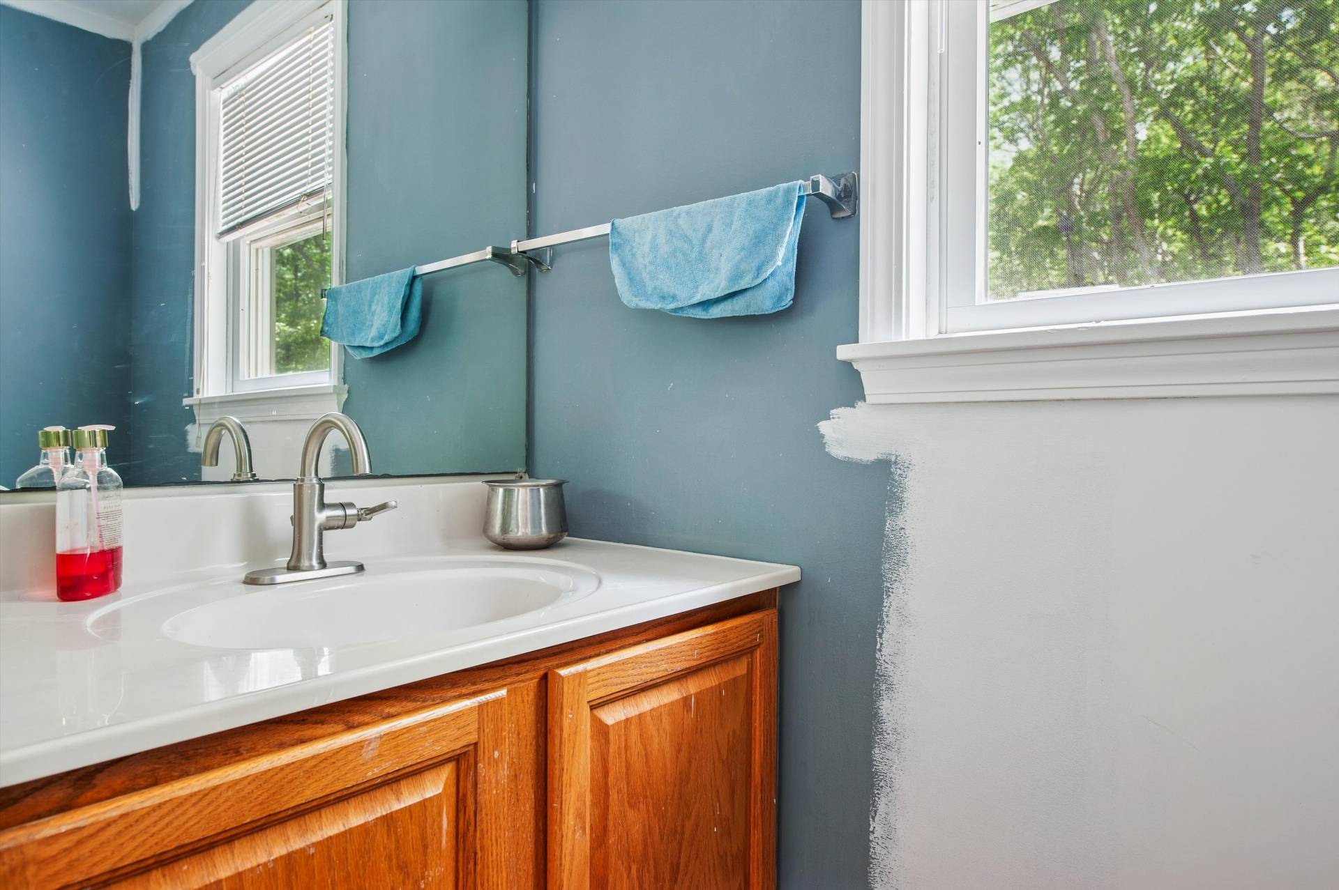 #10 photo, 484 North Magee Street, サフォーク郡 Southampton , NY 11968