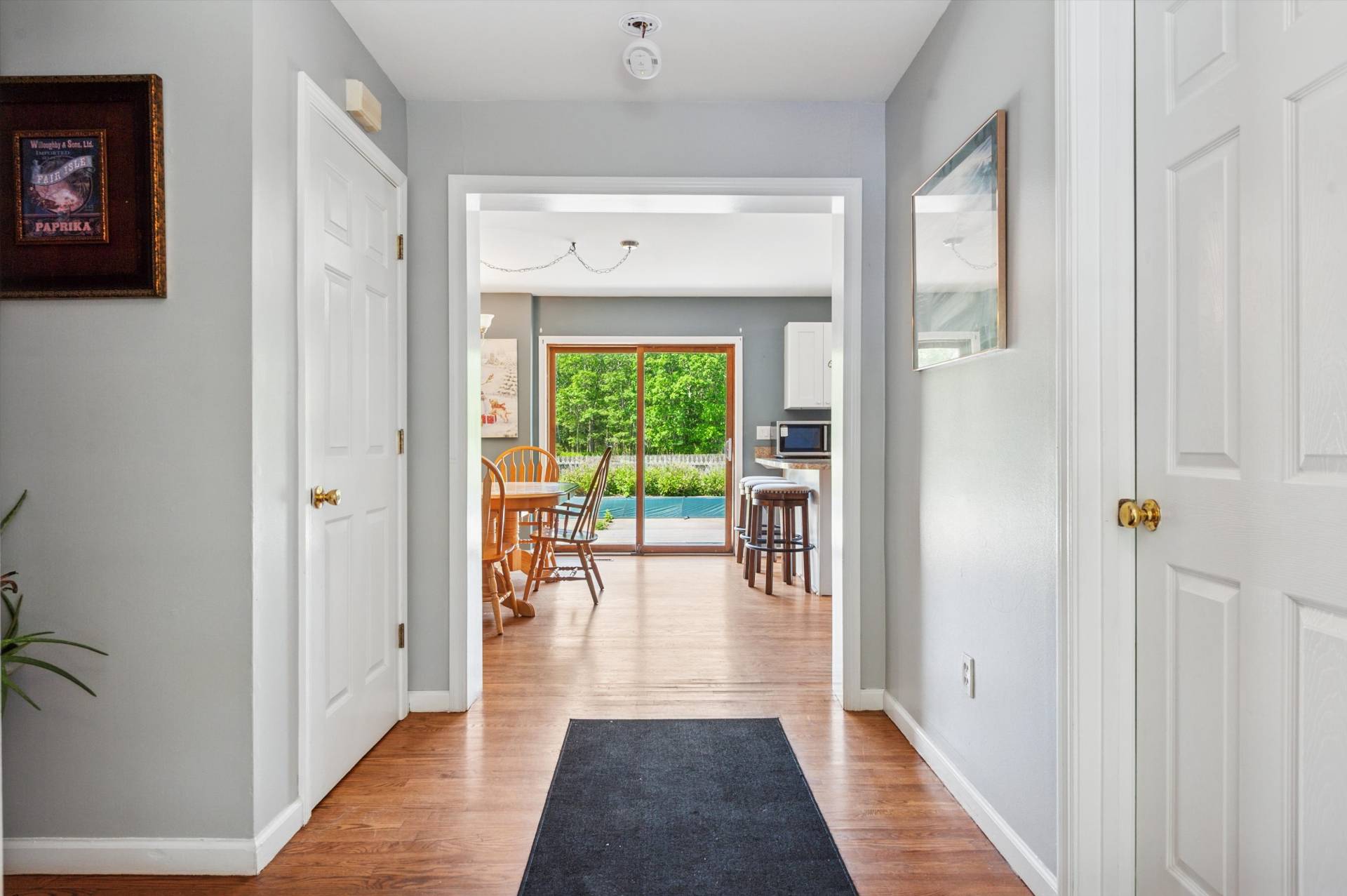 #2 photo, 484 North Magee Street, サフォーク郡 Southampton , NY 11968