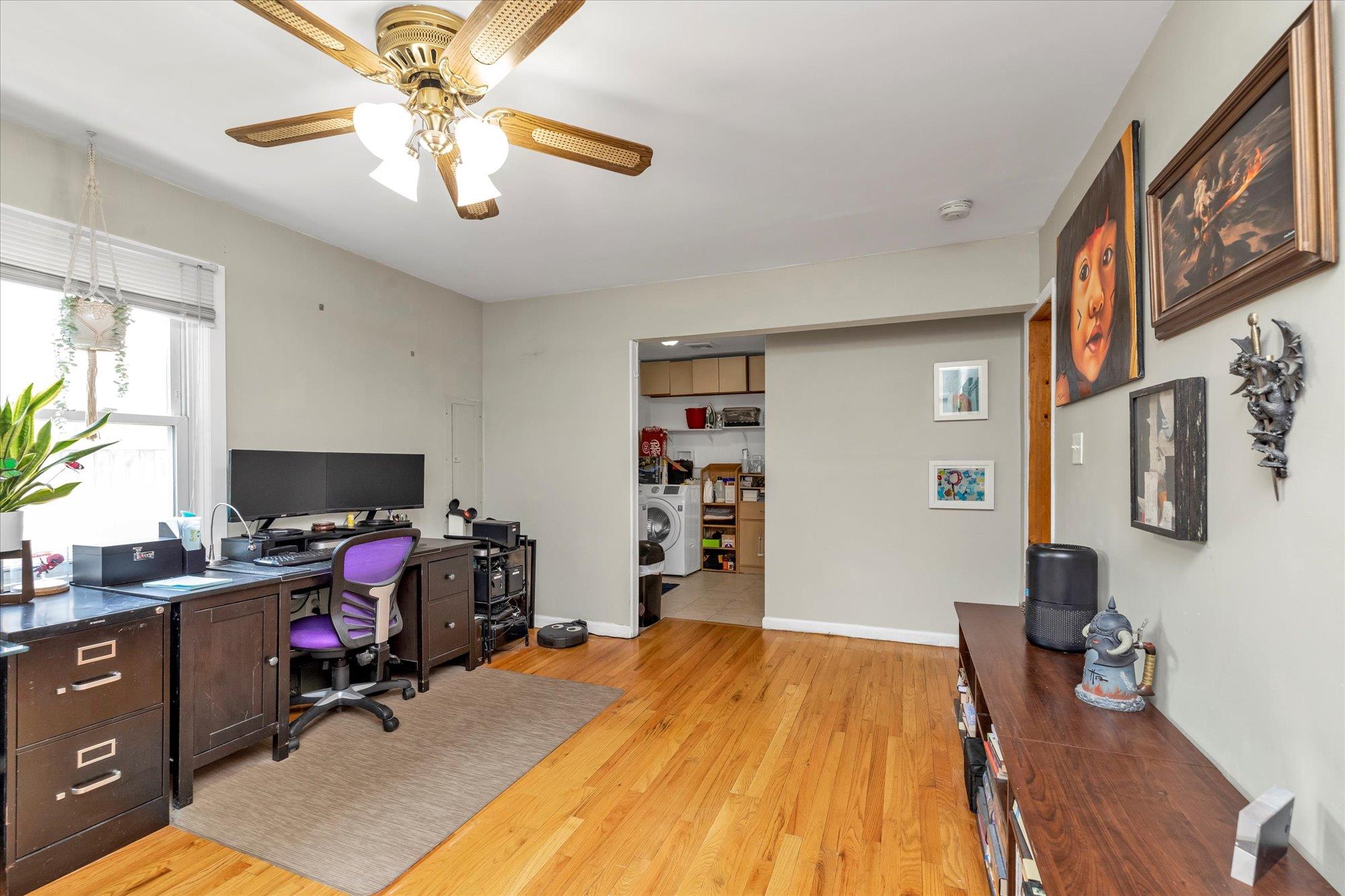 #8 photo, 8 Trumpet Lane, Levittown , NY 11756