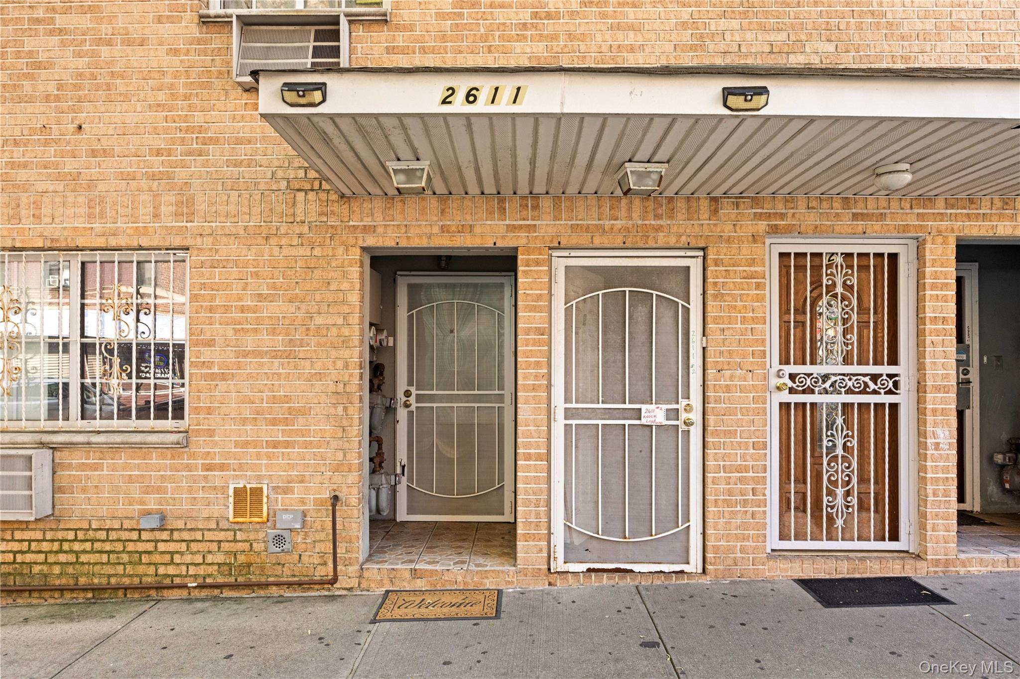 #2 photo, 2611 Decatur Avenue, ブロンクス区 Bronx , NY 10458