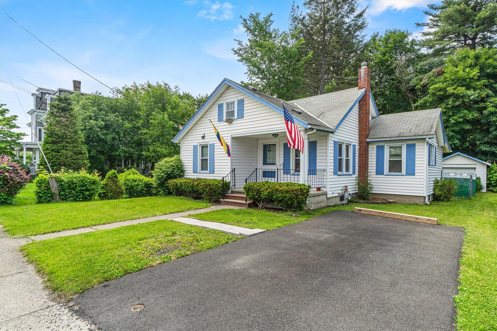 #2 photo, 21 Delaware Street, Port Jervis , NY 12771