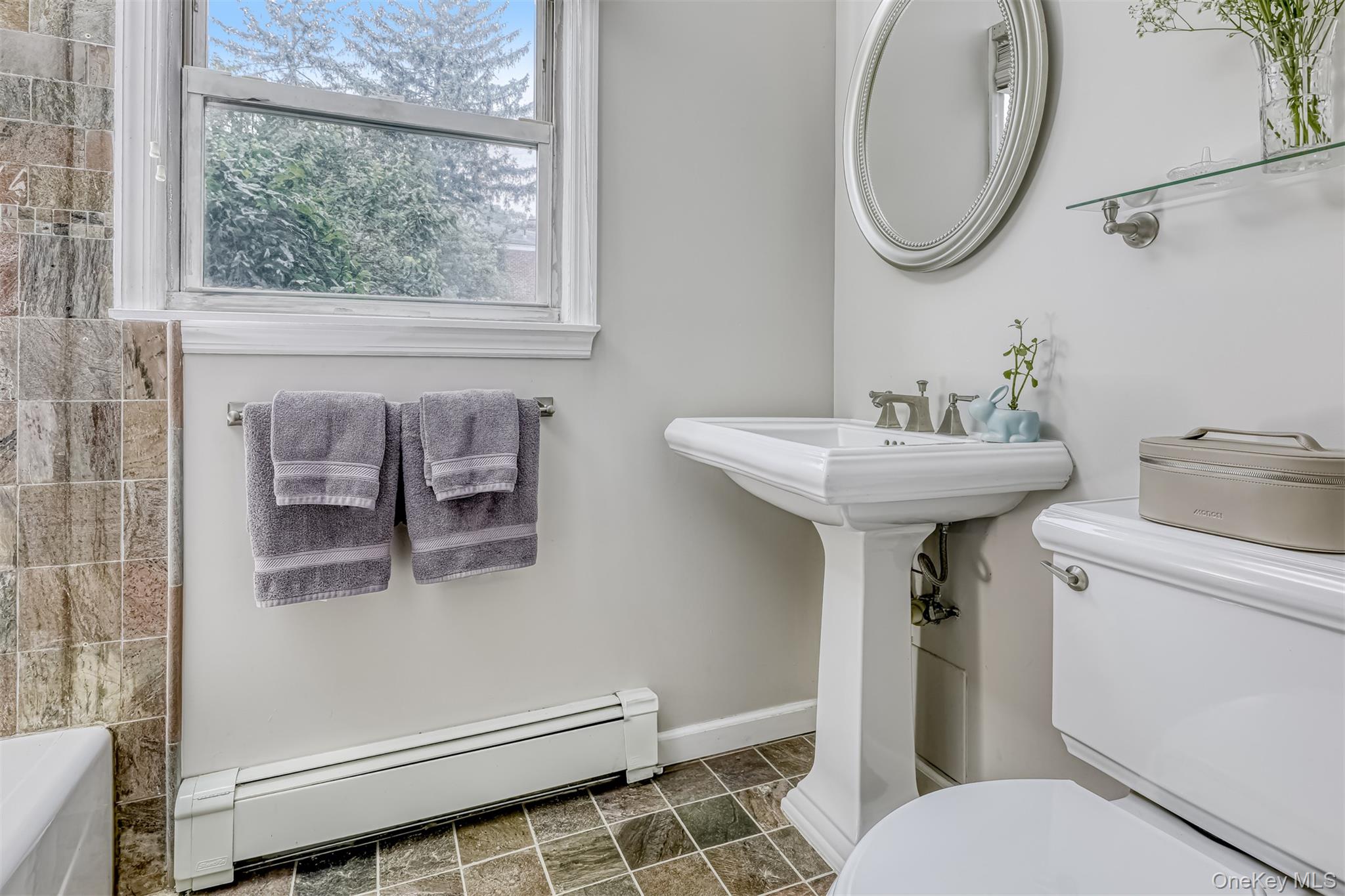 #12 photo, 29 Bon Aire Circle, 纽约州 Suffern , NY 10901