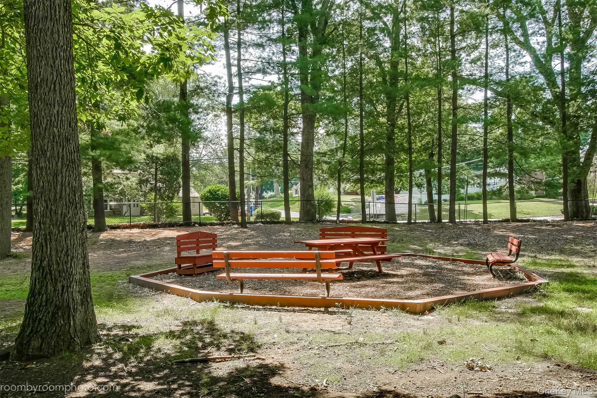 #20 photo, 29 Bon Aire Circle, 纽约州 Suffern , NY 10901