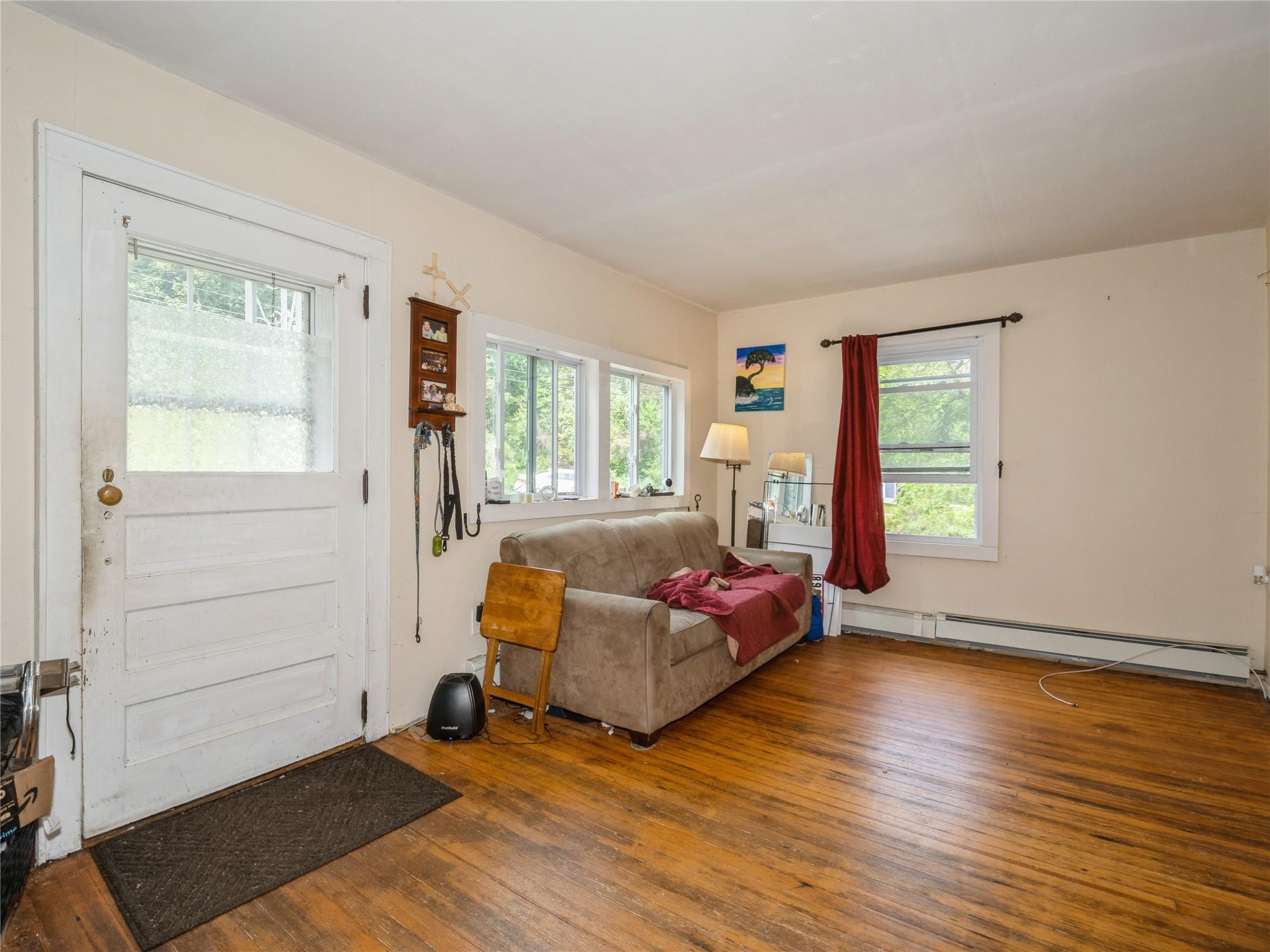 #6 photo, 413 Vassar Road, 紐約州 Poughkeepsie , NY 12603