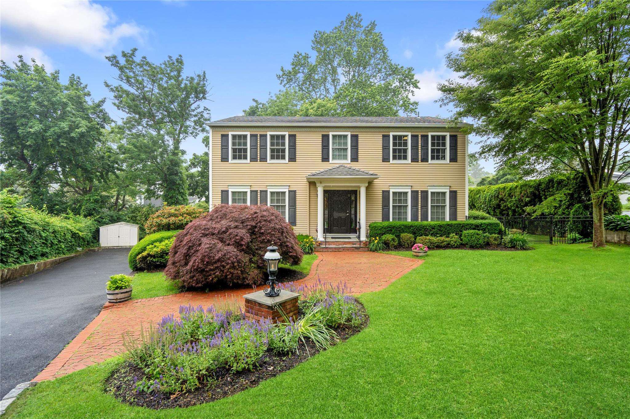 #1 photo, 47 Homewood Place, Manhasset , NY 11030