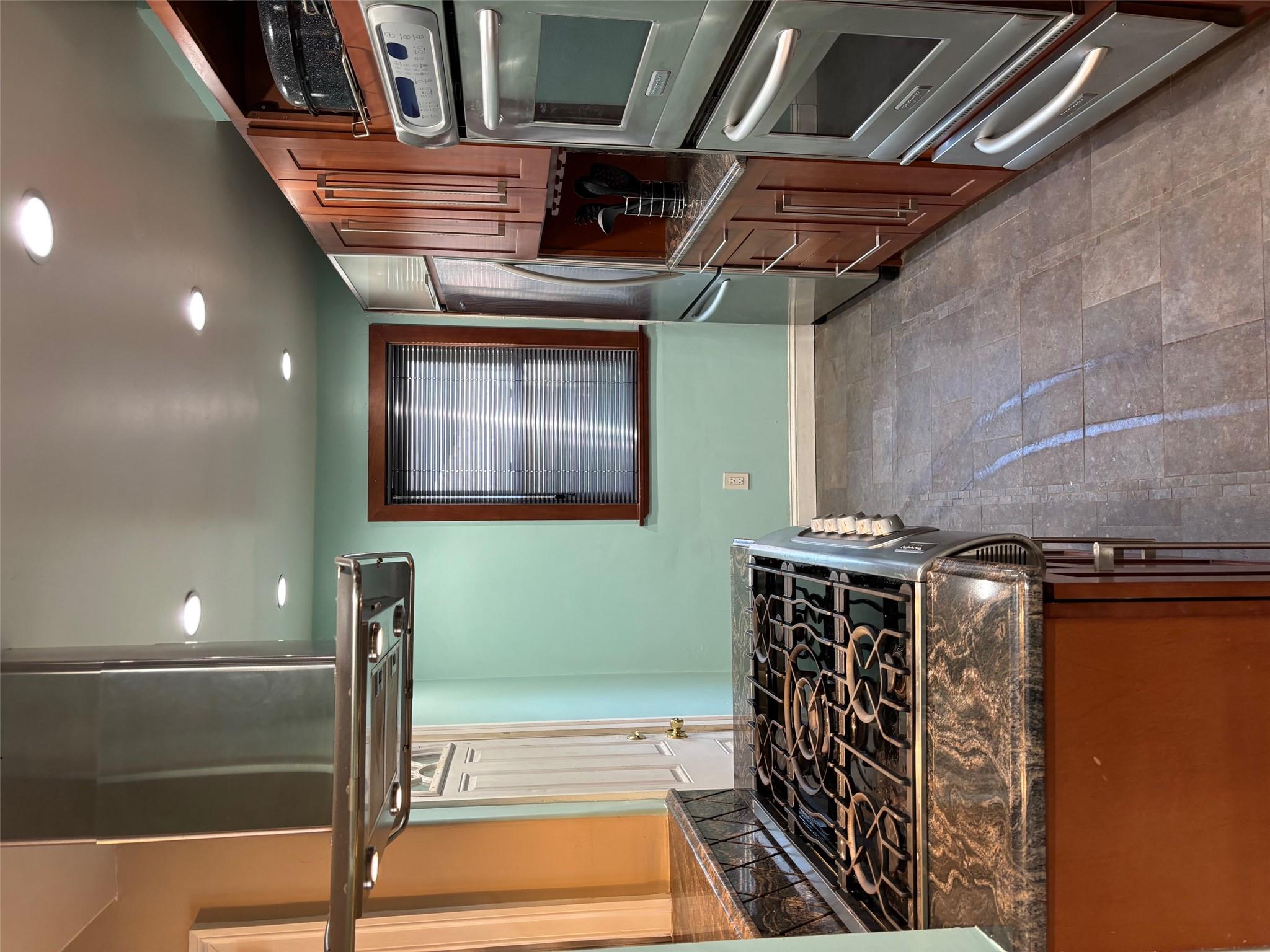 #11 photo, 168-14 115 Avenue, クイーンズ区 Jamaica , NY 11434