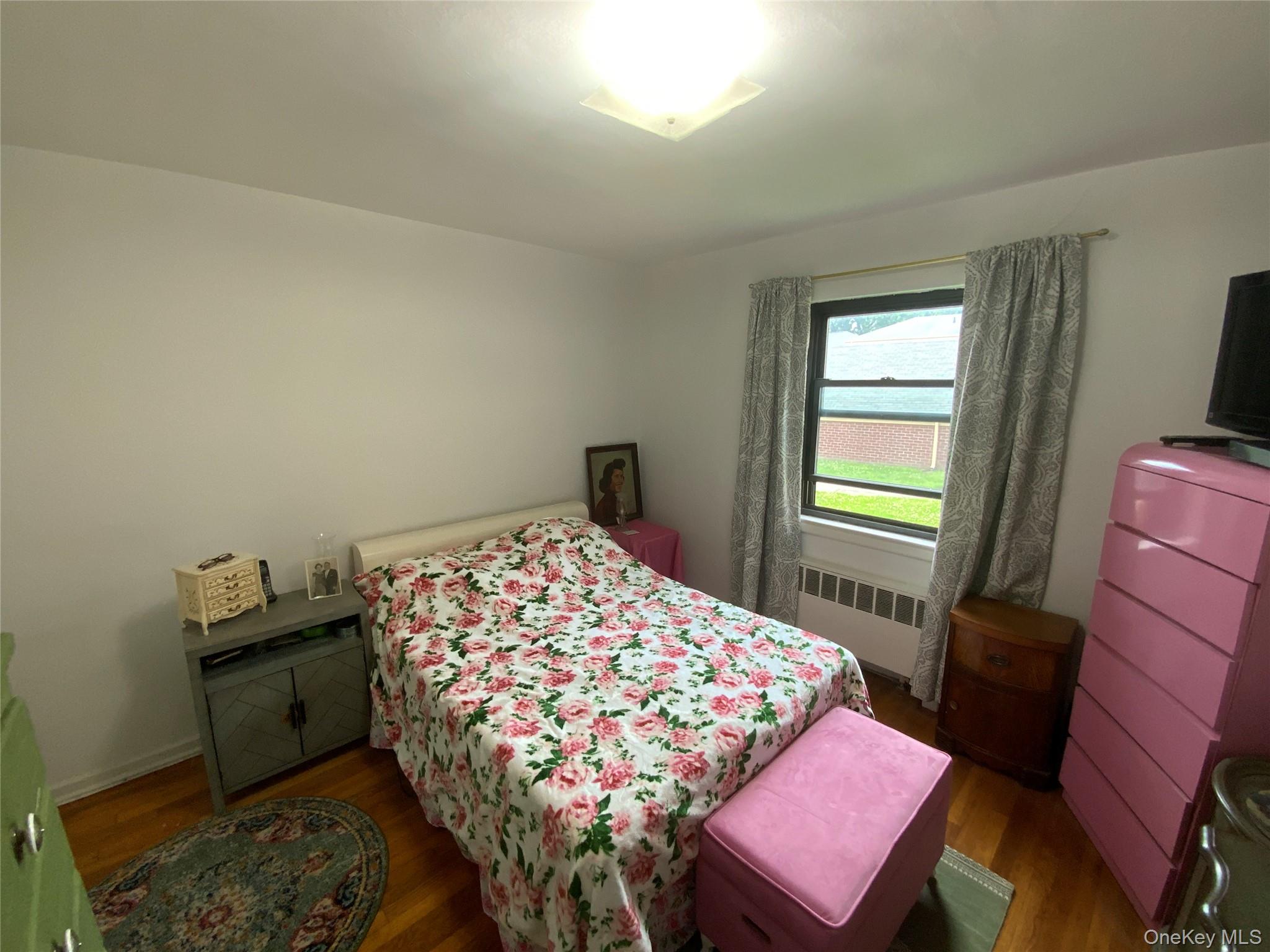 #13 photo, 73-19 217th Street, クイーンズ区 Oakland Gardens , NY 11364