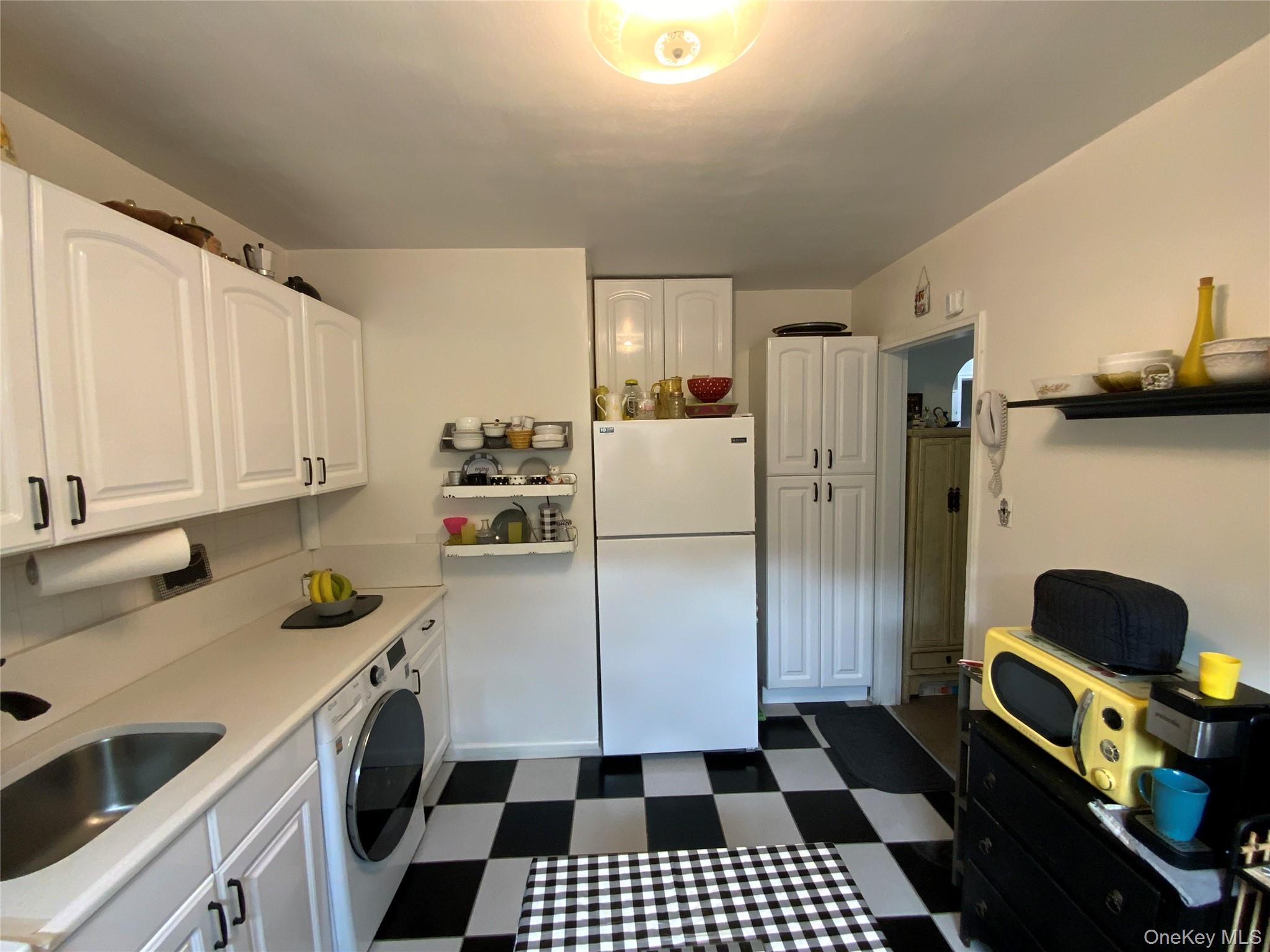 #9 photo, 73-19 217th Street, クイーンズ区 Oakland Gardens , NY 11364