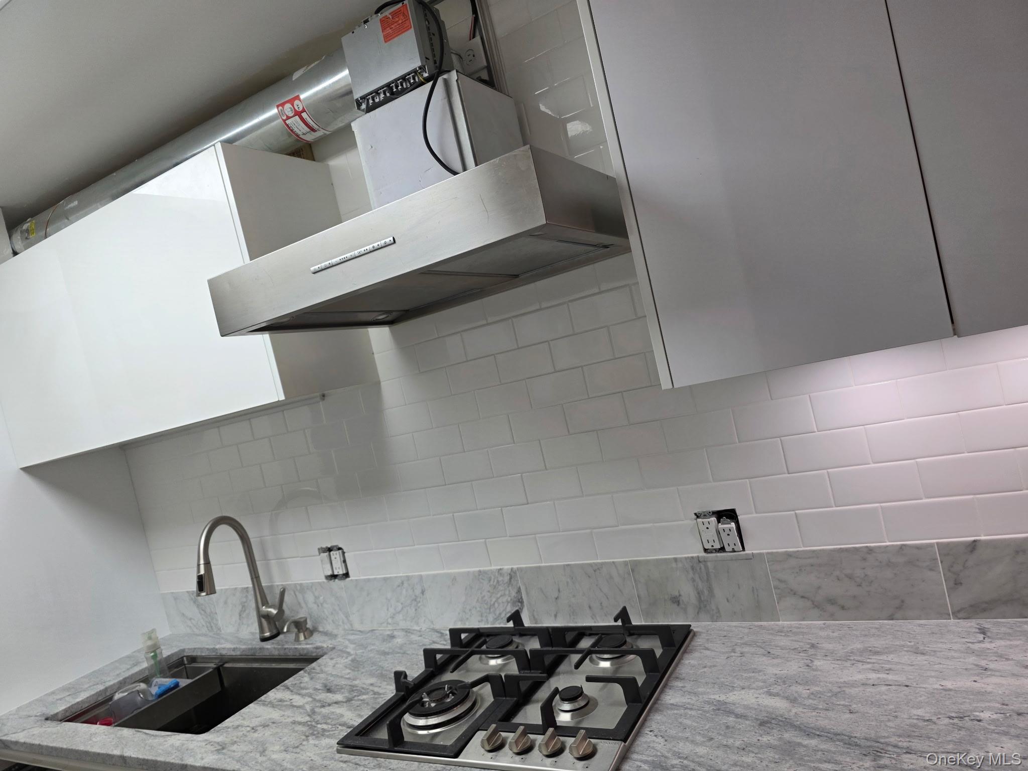 #5 photo, 52-40 39 Drive, クイーンズ区 Woodside , NY 11377