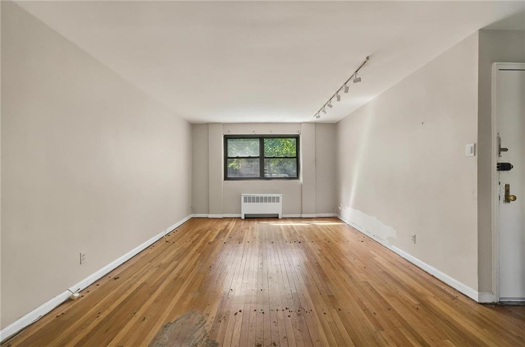 #12 photo, 91-49 153rd Avenue, クイーンズ区 Howard Beach , NY 11414