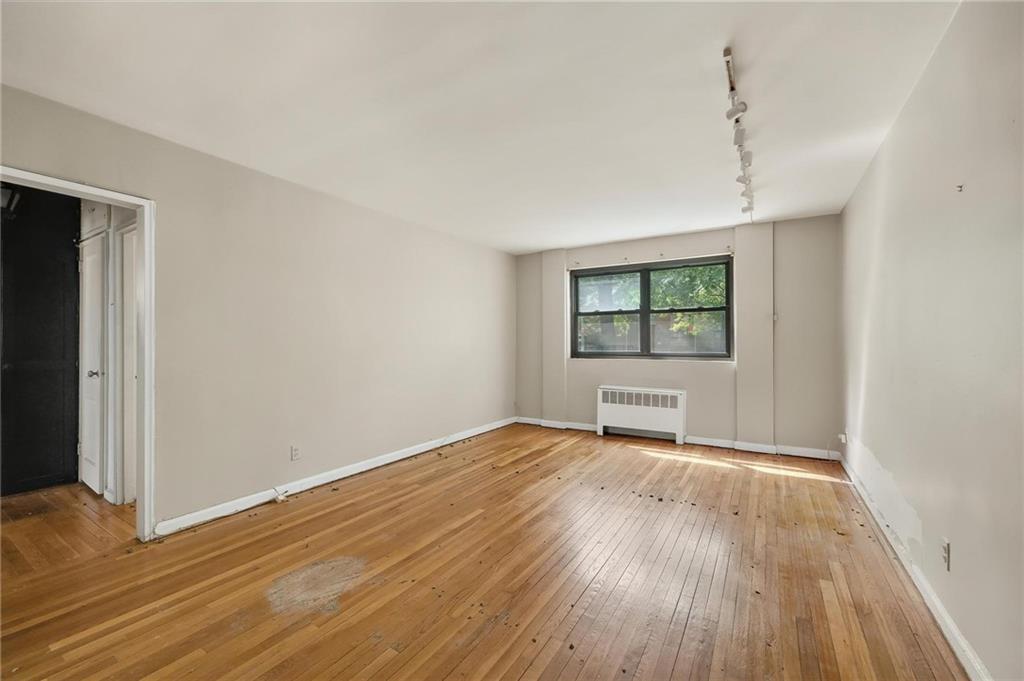 #13 photo, 91-49 153rd Avenue, クイーンズ区 Howard Beach , NY 11414