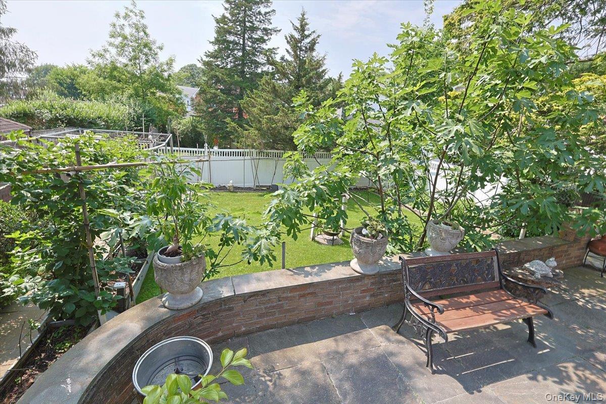 #4 photo, 50-54 Deepdale Place, クイーンズ区 Little Neck , NY 11362