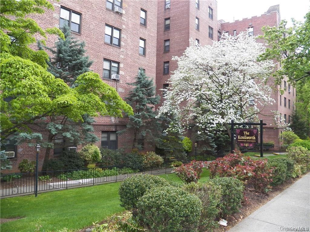 #6 photo, 142 Garth Road, Scarsdale , NY 10583