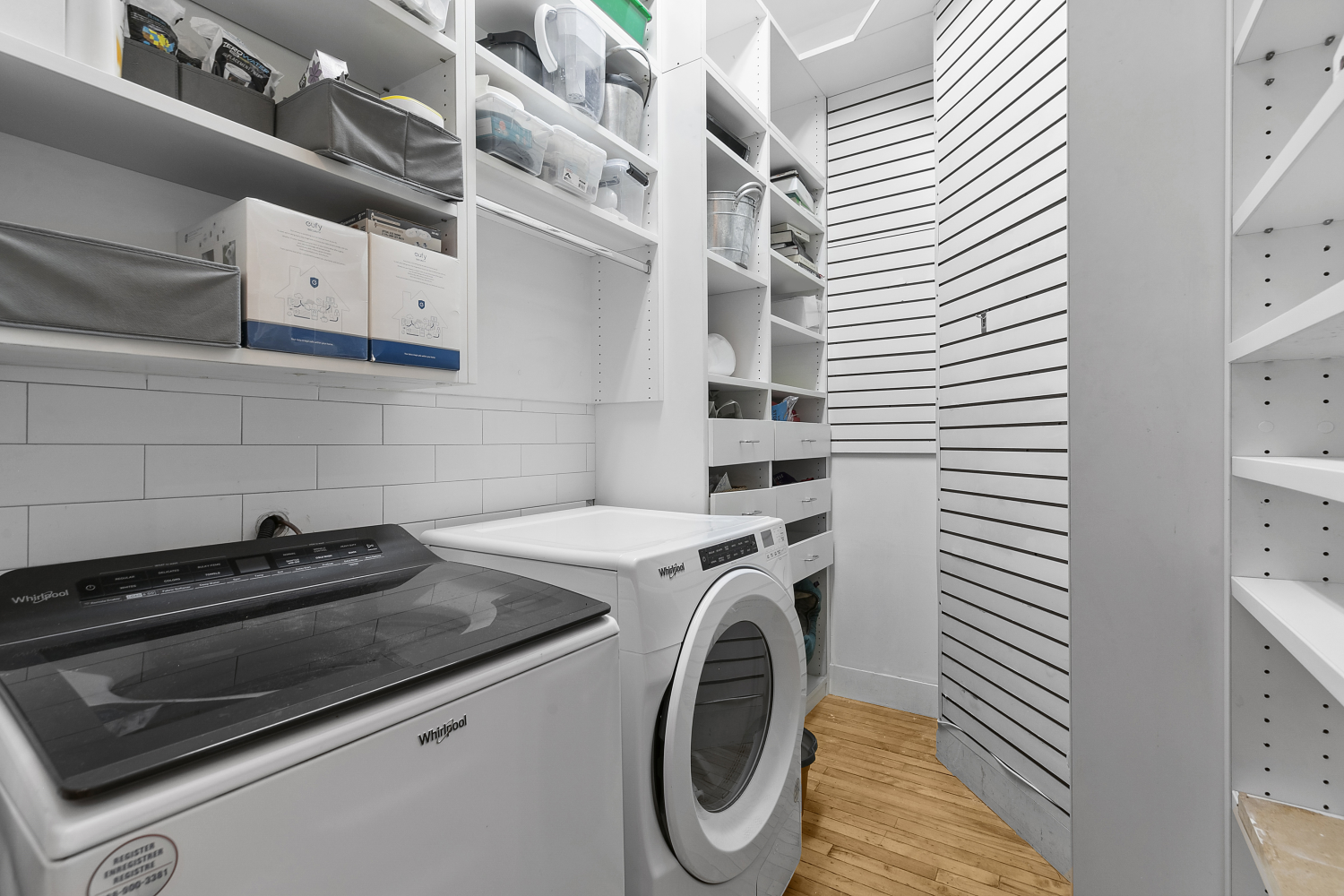 #14 photo, 35 E 12TH Street, マンハッタン Greenwich Village , NY 10003