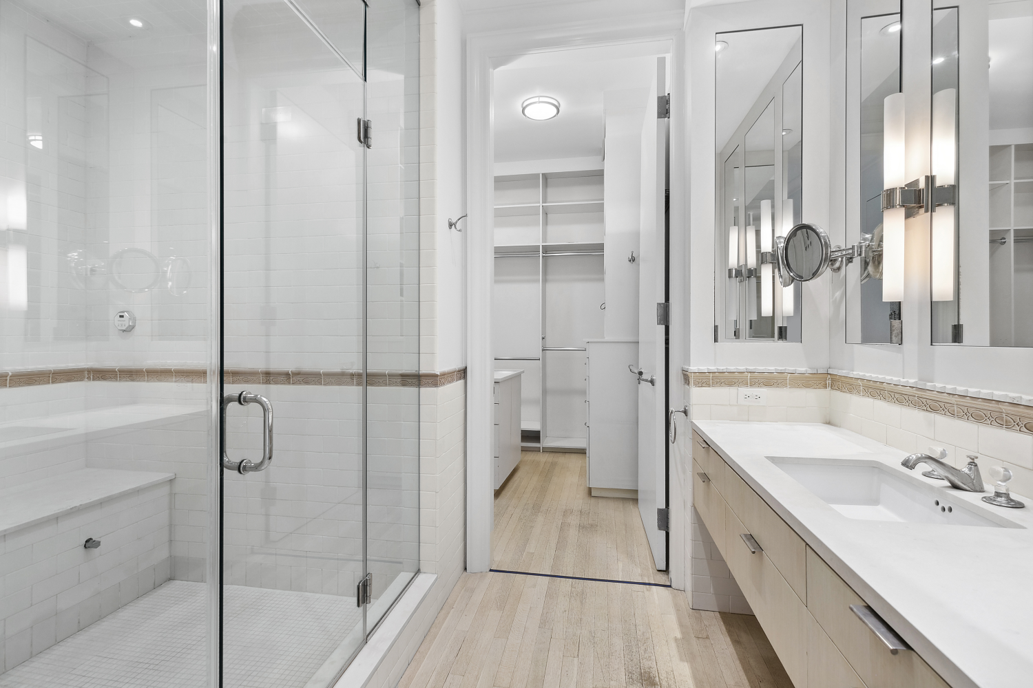 #6 photo, 35 E 12TH Street, マンハッタン Greenwich Village , NY 10003