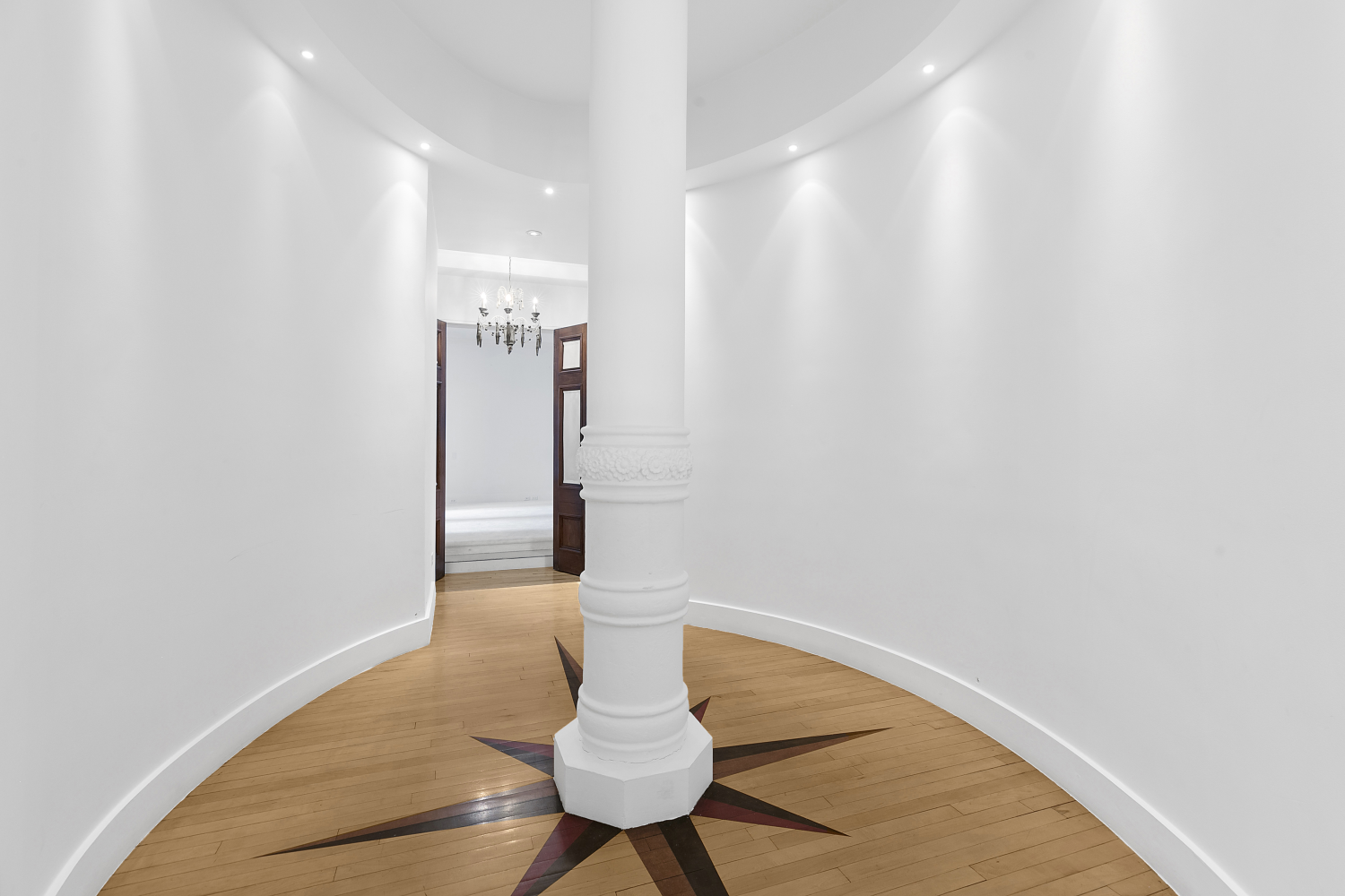 #9 photo, 35 E 12TH Street, マンハッタン Greenwich Village , NY 10003