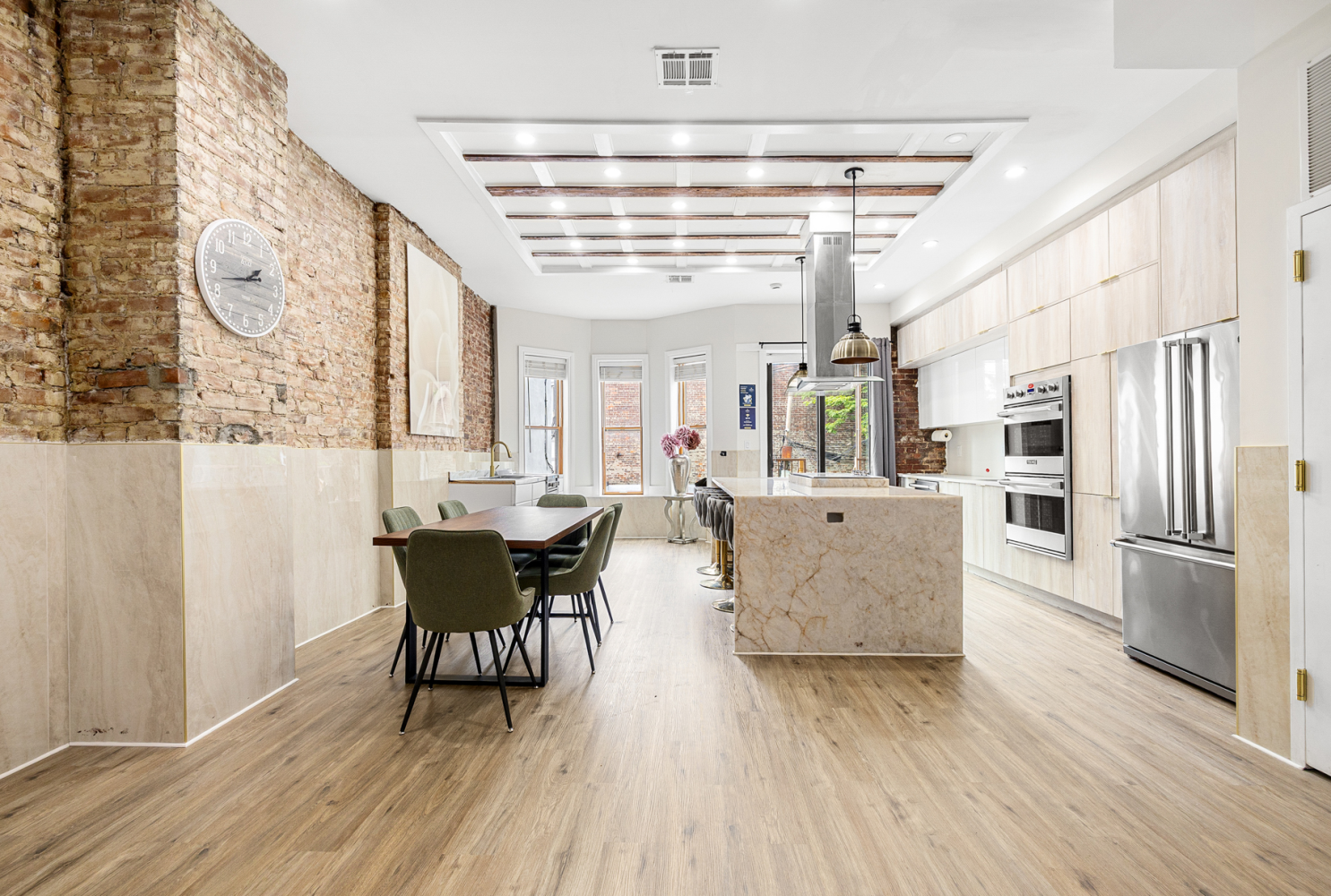 #3 photo, 294 ALBANY Avenue, ブルックリン区 Crown Heights , NY 11213