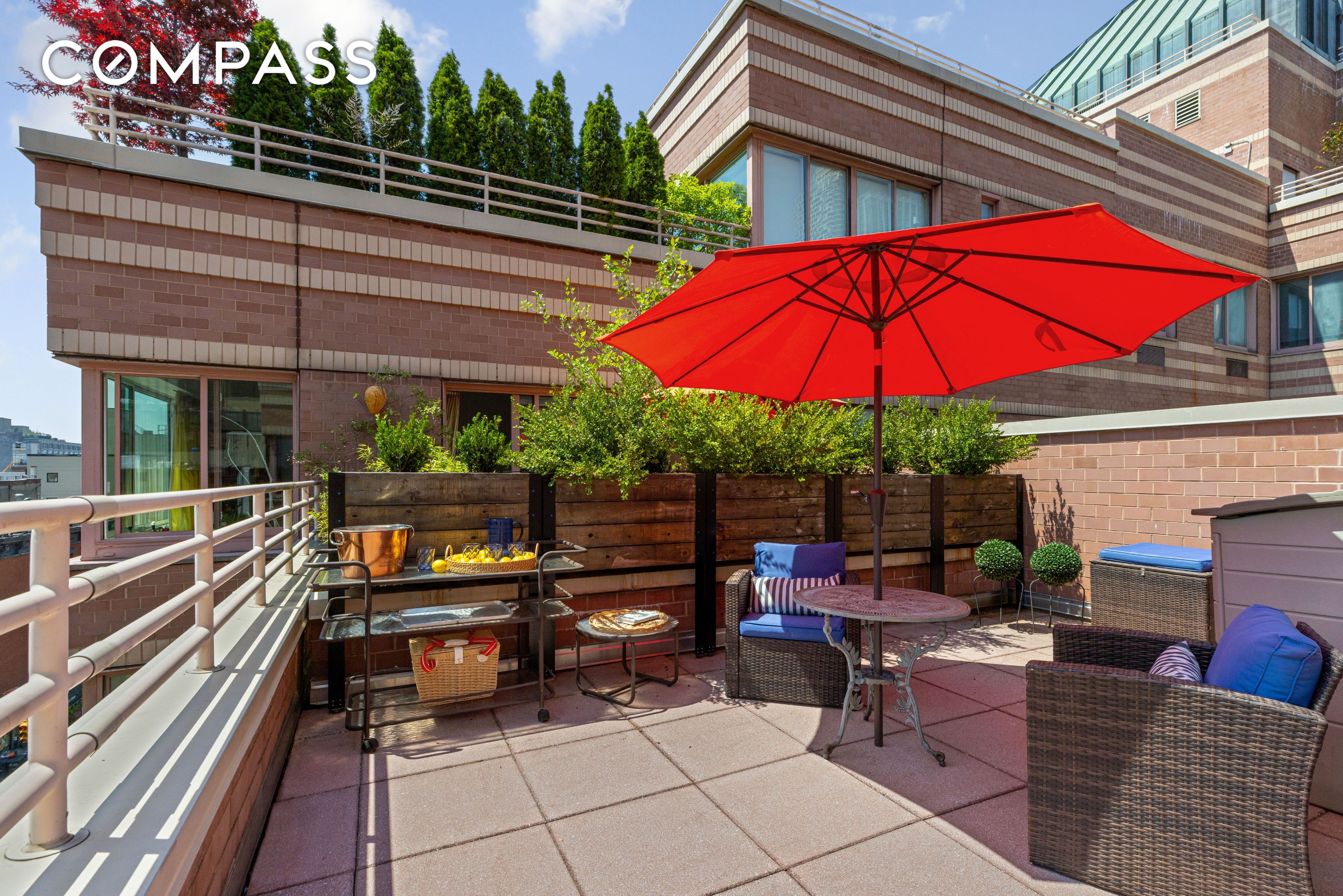 #4 photo, 393 W 49th Street, マンハッタン Hell's Kitchen , NY 10019