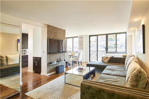 #1 photo, 343 E 74th Street, Upper East Side , NY 10021