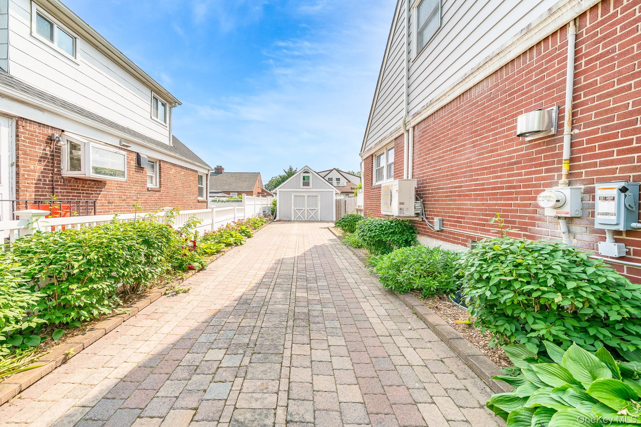 #3 photo, 136 Wardwell Road, Mineola , NY 11501