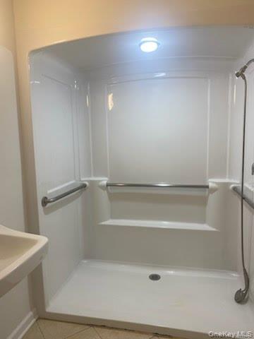 #12 photo, 94 4th Avenue, Bay Shore , NY 11706