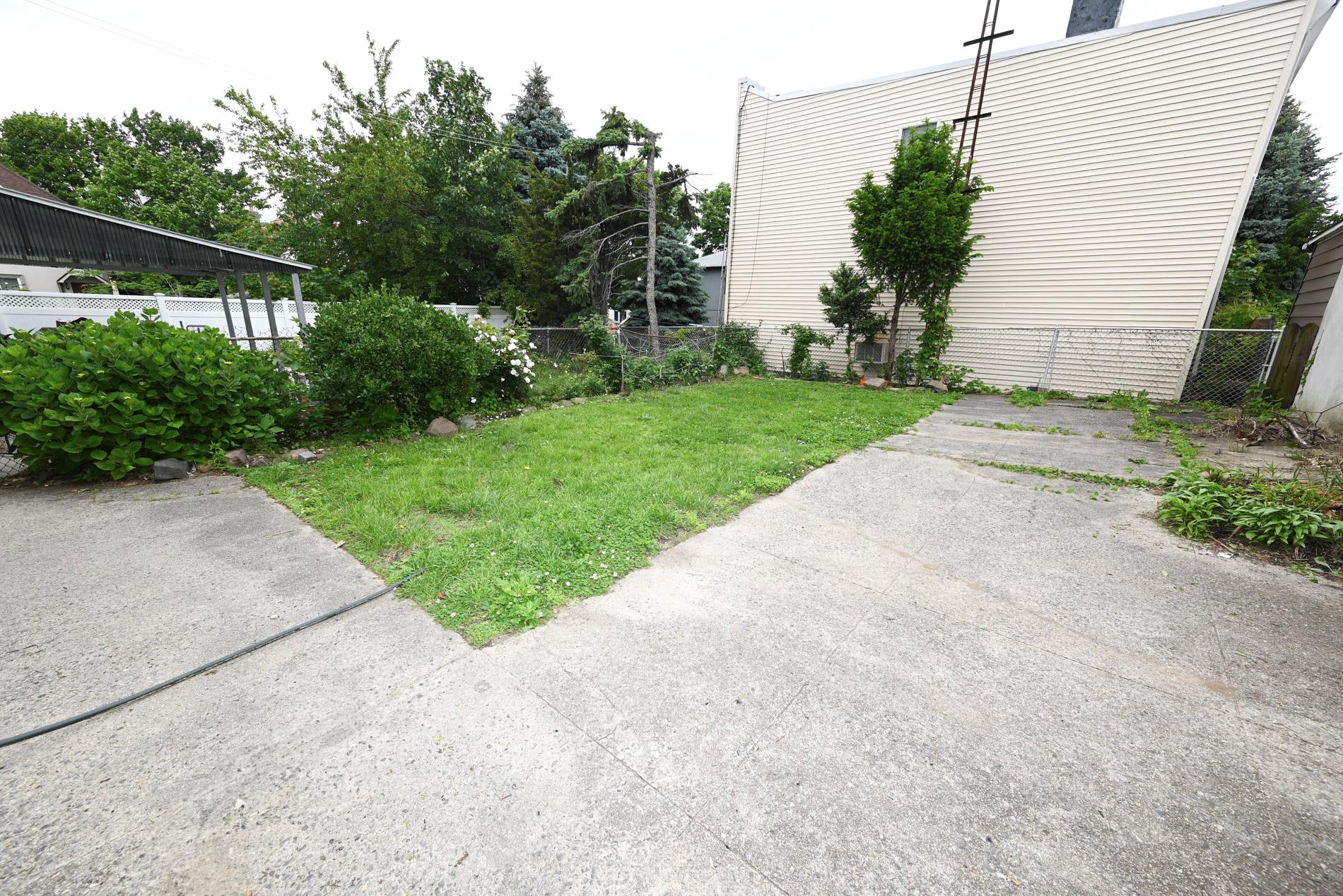 #7 photo, 56-57 61st Street, クイーンズ区 Maspeth , NY 11378