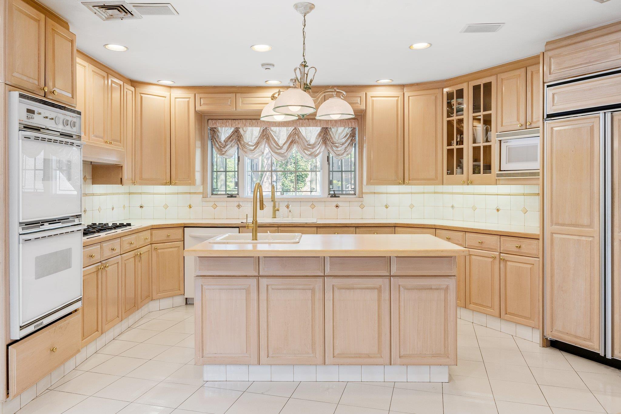 #9 photo, 8649 Dunton Street, クイーンズ区 Holliswood , NY 11423