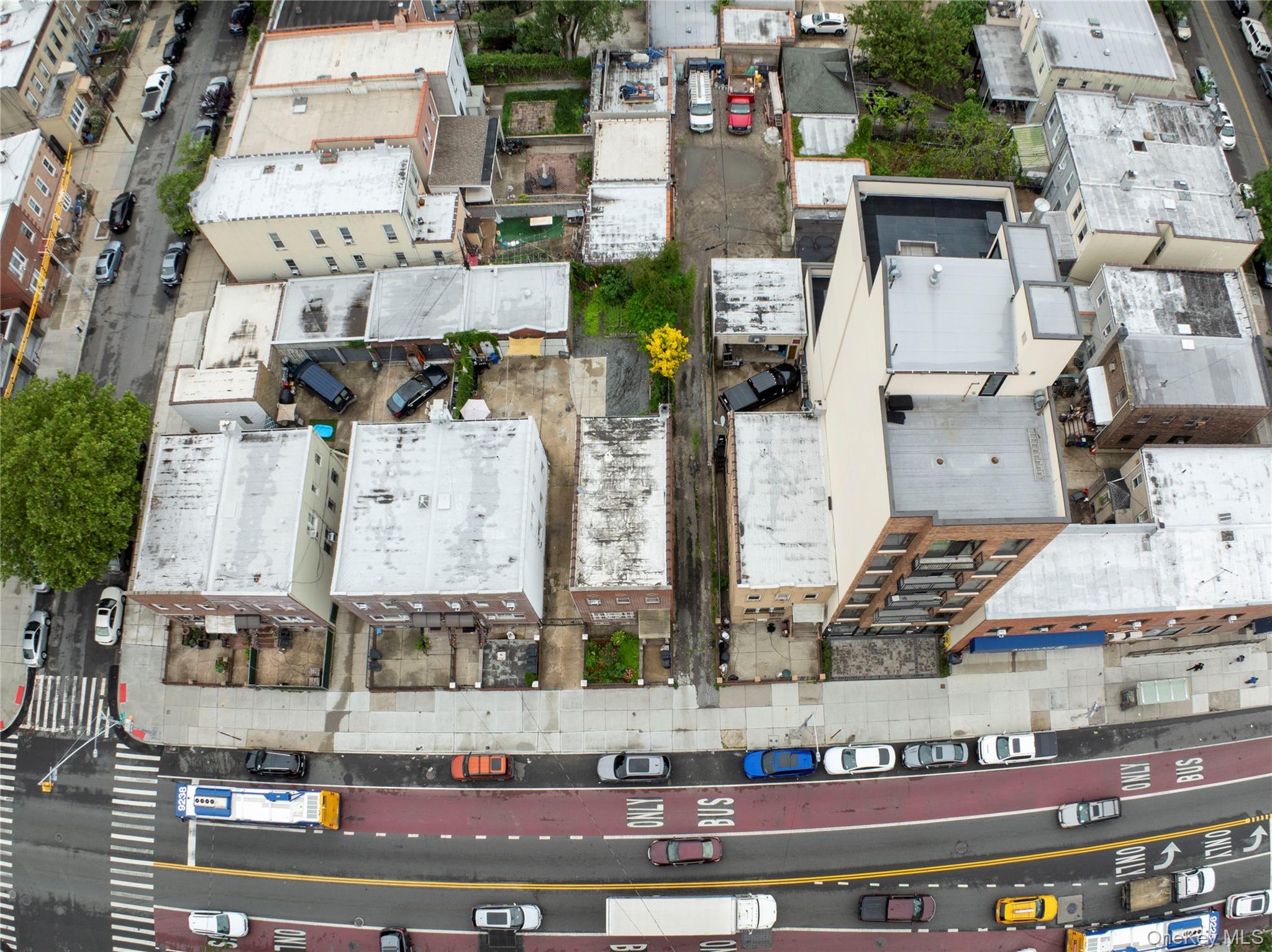 #14 photo, 3014 21st Street, クイーンズ区 Astoria , NY 11103