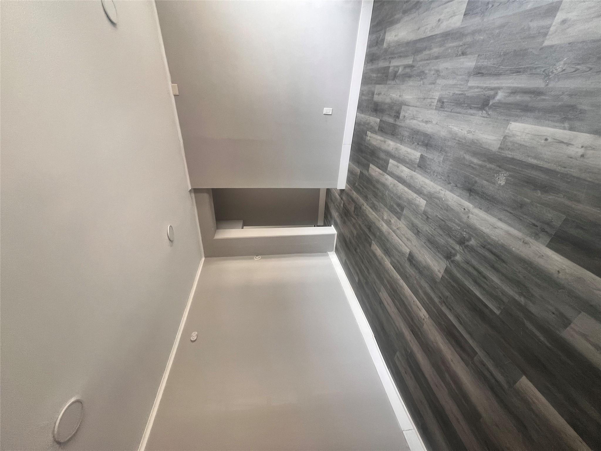 #12 photo, 27 Hooker Avenue, Poughkeepsie , NY 12601