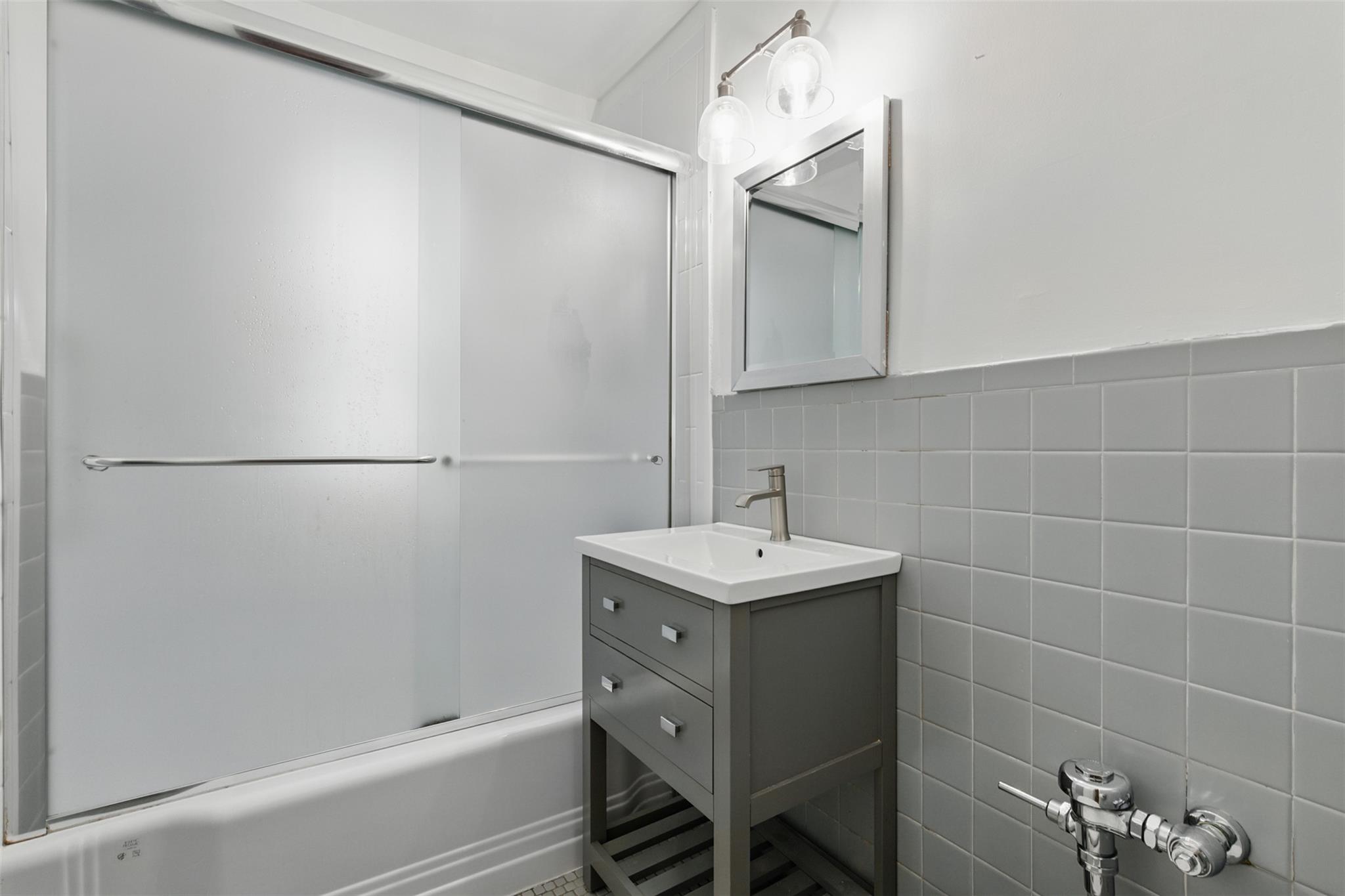 #15 photo, 70 Sherman Avenue, Yonkers , NY 10705