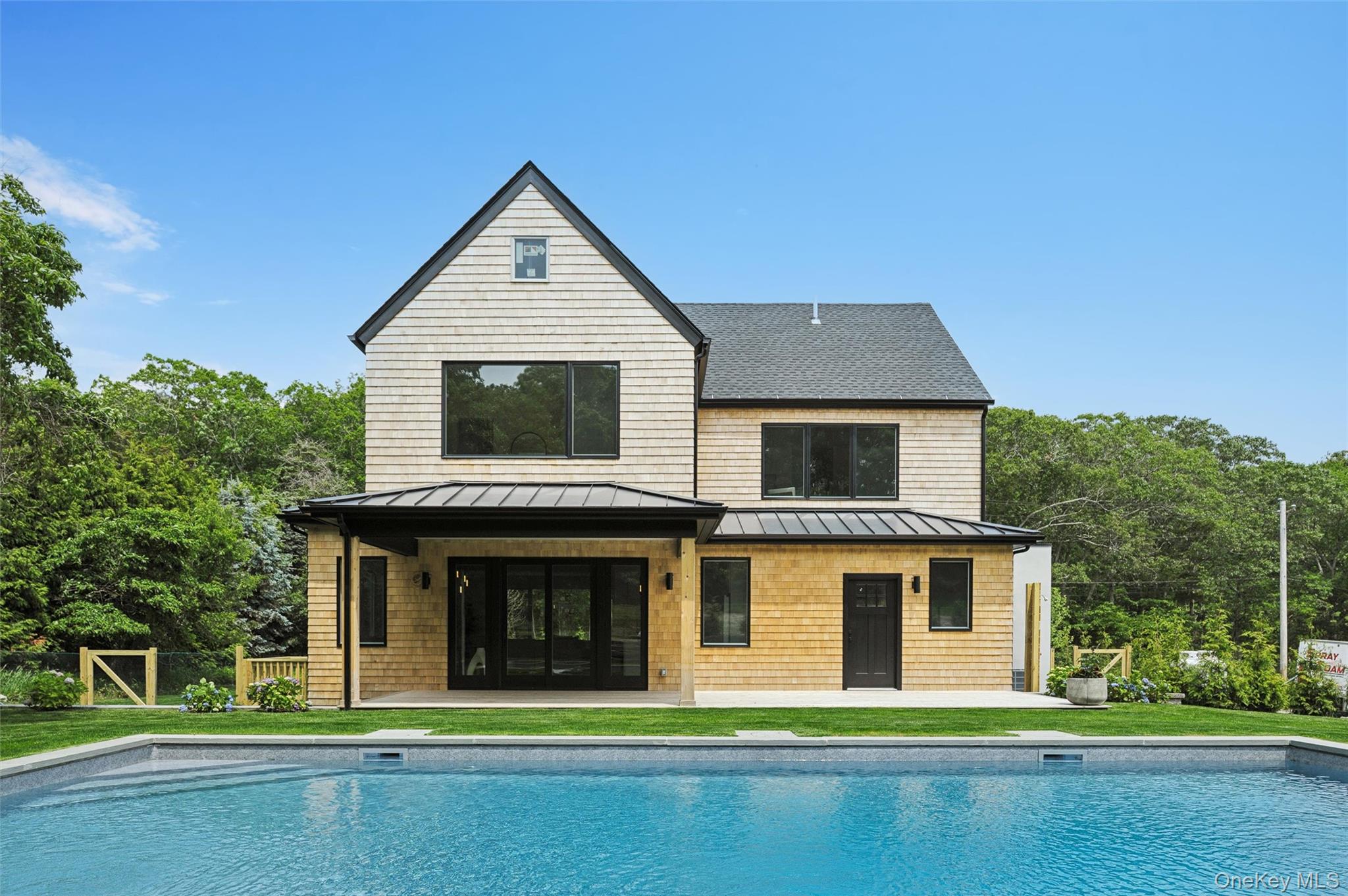 #1 photo, 57 Newtown Road, 东长岛 汉普顿 Hampton Bays , NY 11946