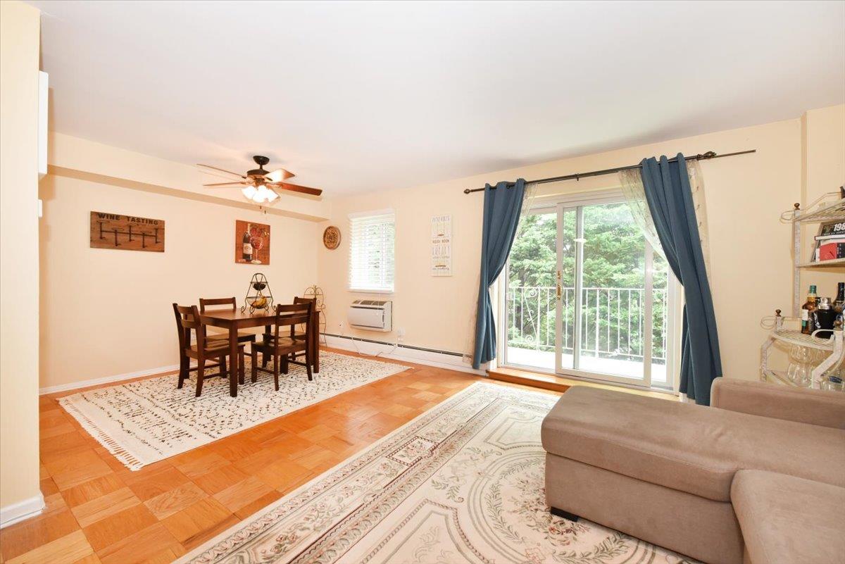 #14 photo, 320 E Shore Road, ناسو Great Neck , NY 11023