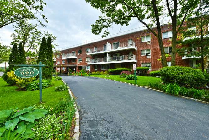 #3 photo, 320 E Shore Road, ناسو Great Neck , NY 11023