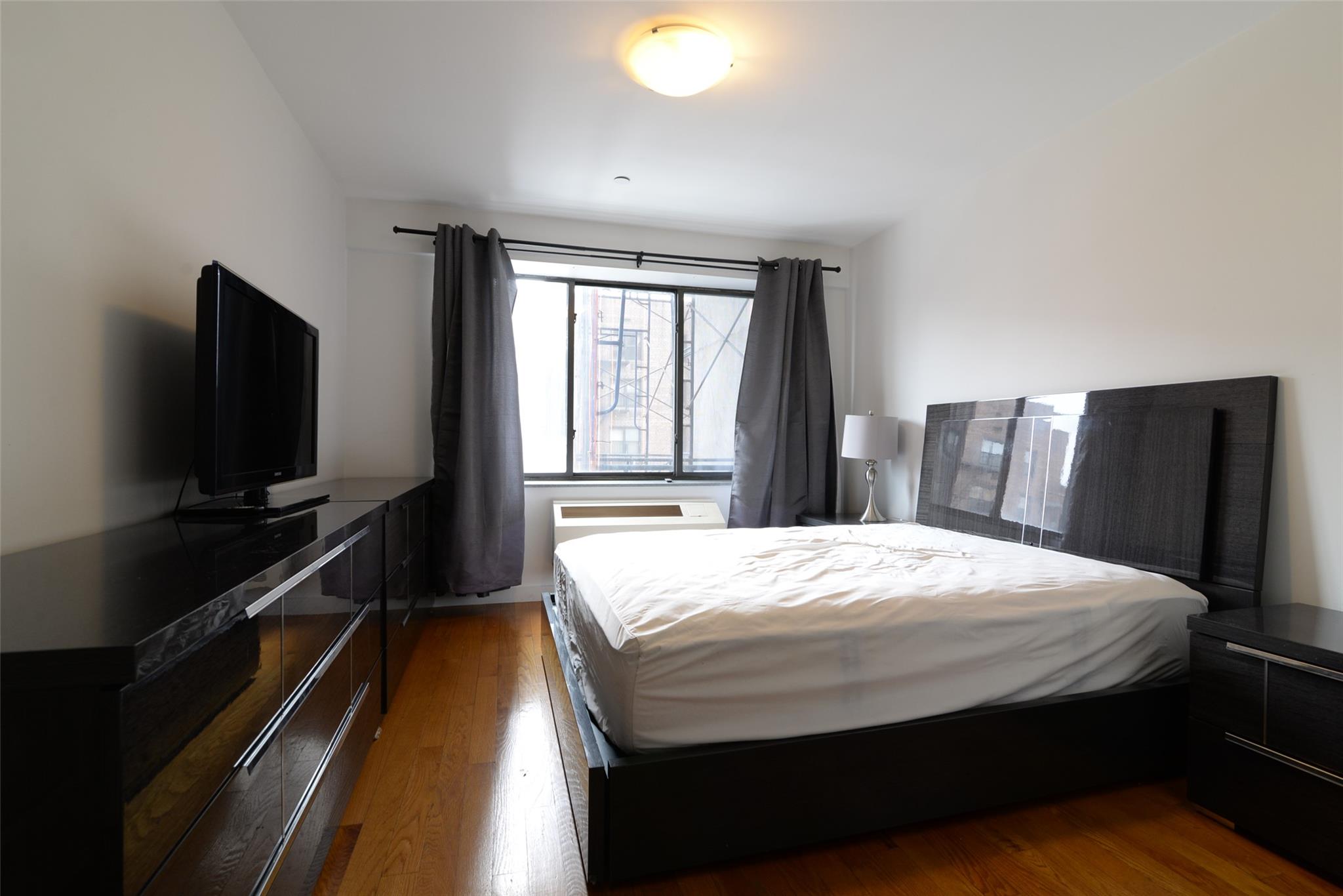 #14 photo, 132-35 41st Road, クイーンズ区 Flushing , NY 11355