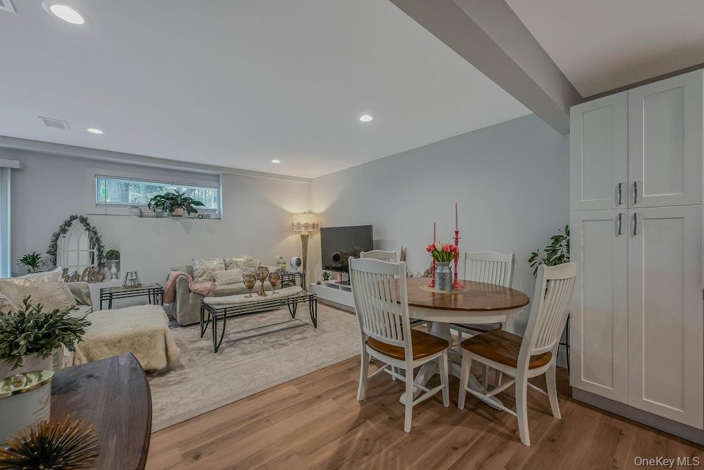 #15 photo, 36 Woodland Lane, Smithtown , NY 11787