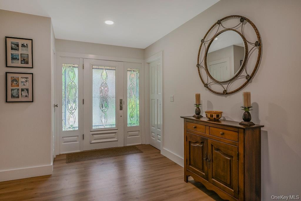 #2 photo, 36 Woodland Lane, Smithtown , NY 11787