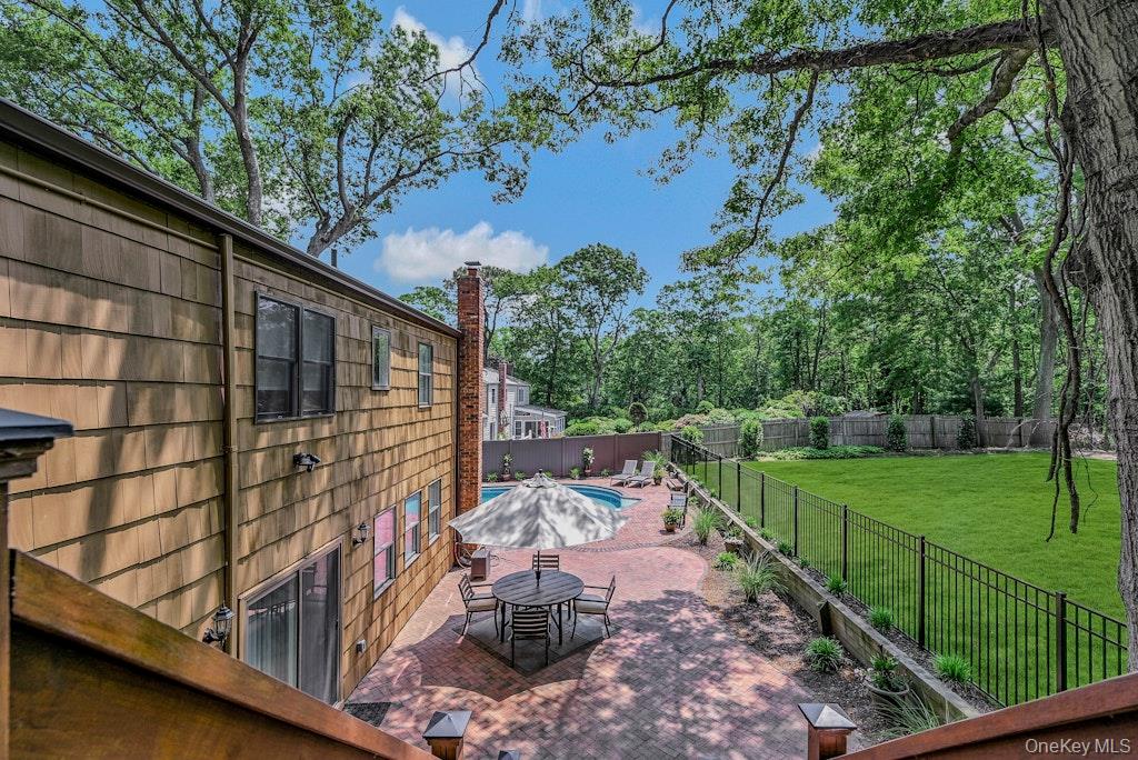 #20 photo, 36 Woodland Lane, Smithtown , NY 11787