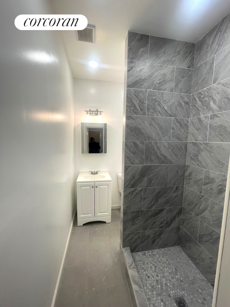 #8 photo, Bronx, برونكس University Heights , NY 10468