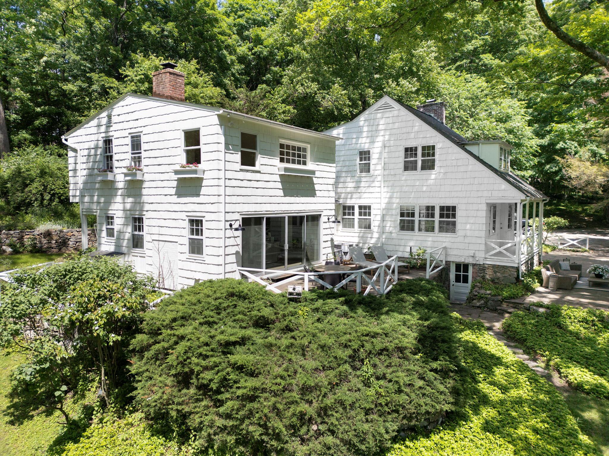 #1 photo, 200 Millwood Road, Chappaqua , NY 10514