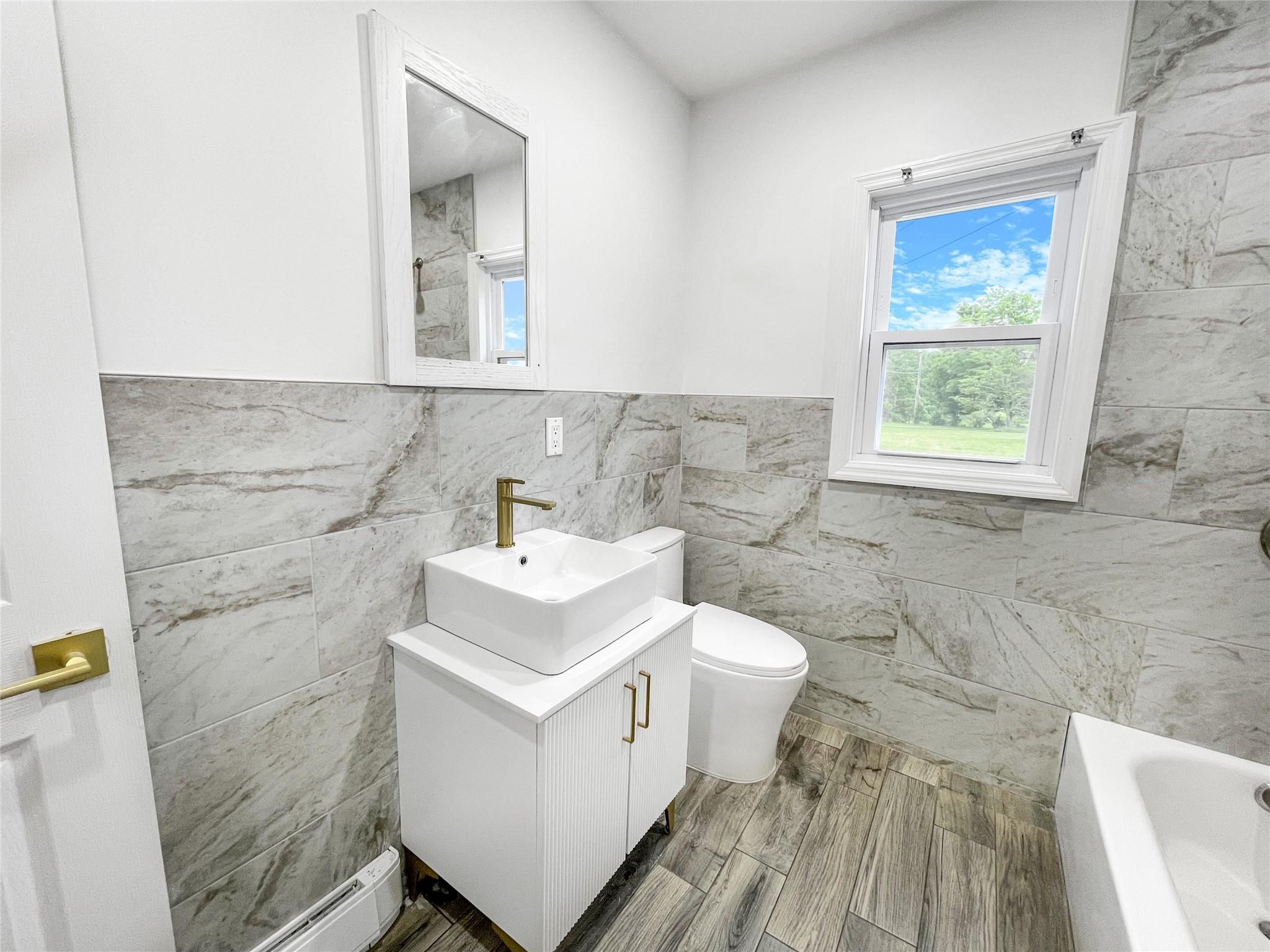 #11 photo, 811 Happy Avenue, Swan Lake , NY 12783