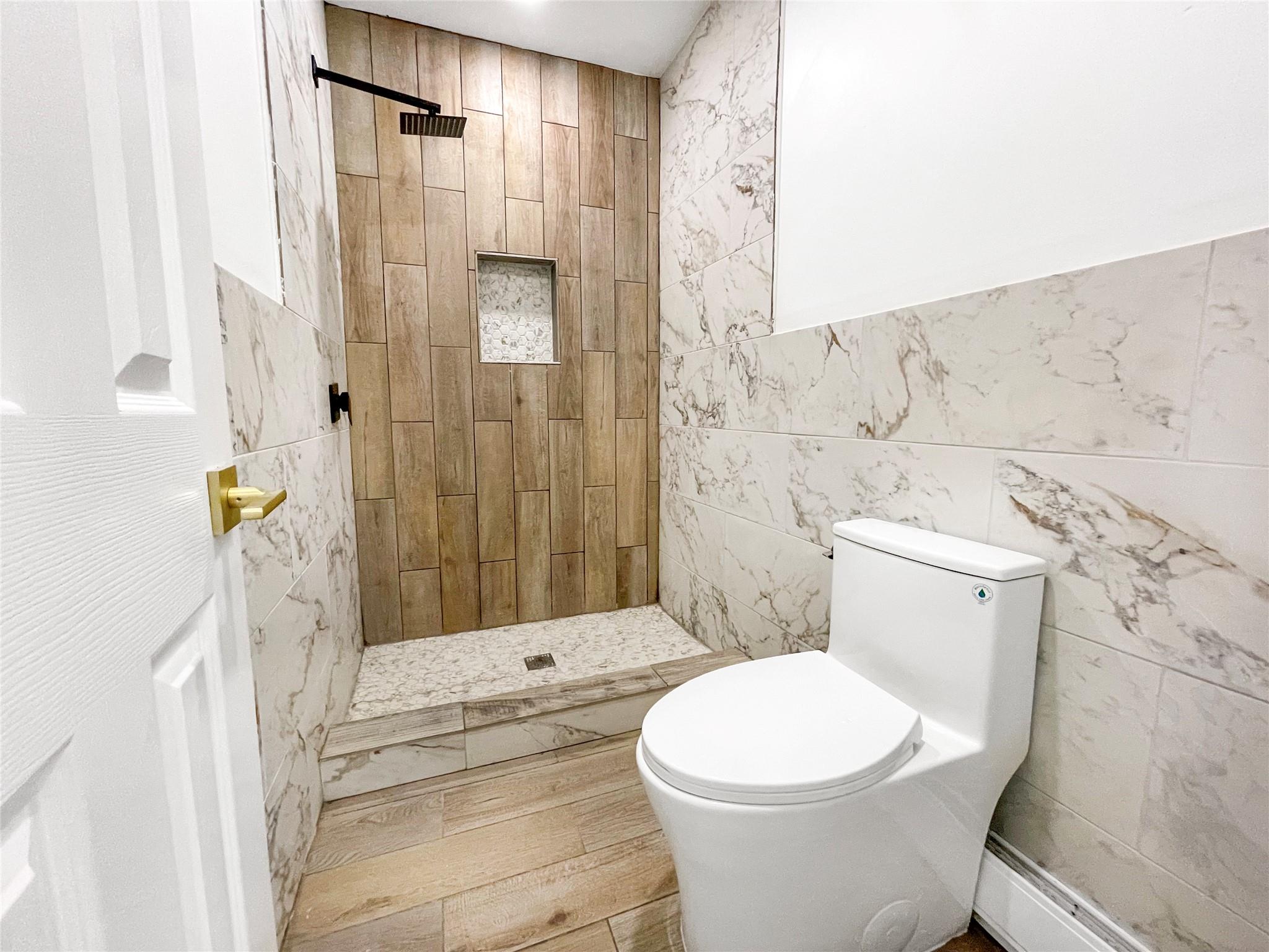 #20 photo, 811 Happy Avenue, Swan Lake , NY 12783