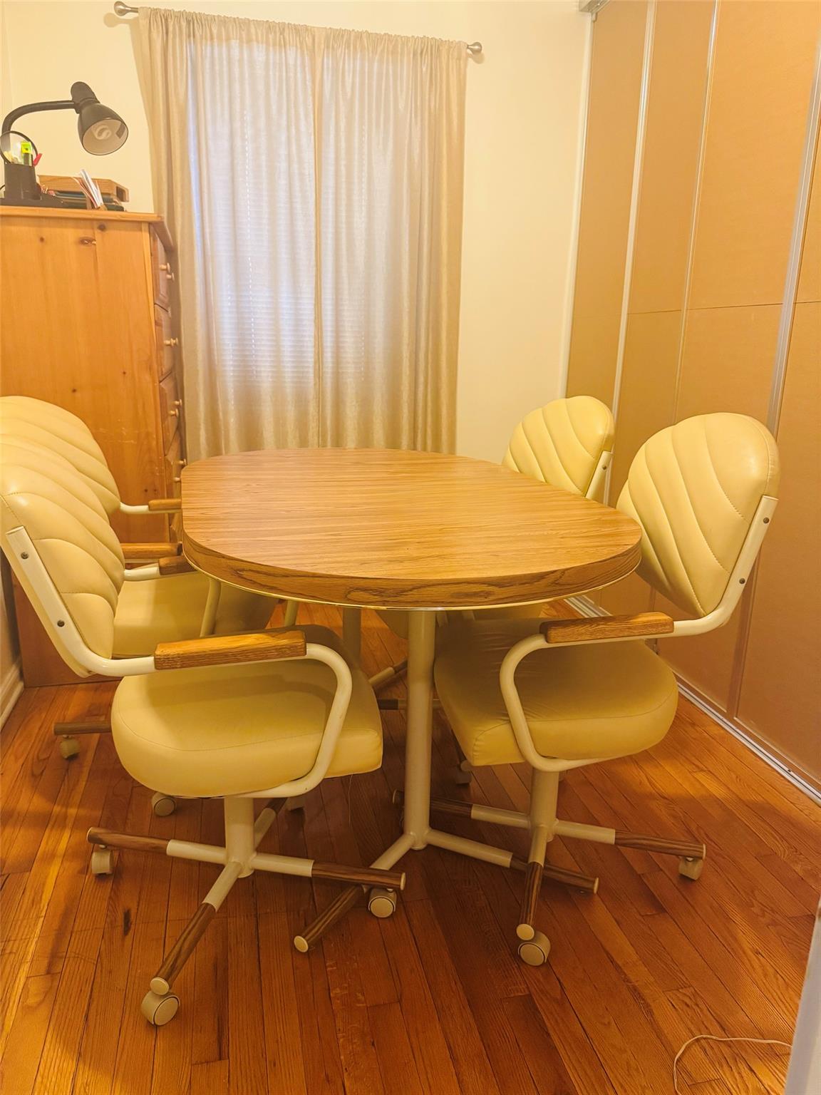 #3 photo, 118-60 Metropolitan Avenue, クイーンズ区 Kew Gardens , NY 11415