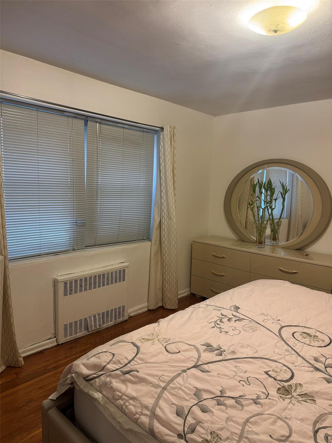 #6 photo, 118-60 Metropolitan Avenue, クイーンズ区 Kew Gardens , NY 11415