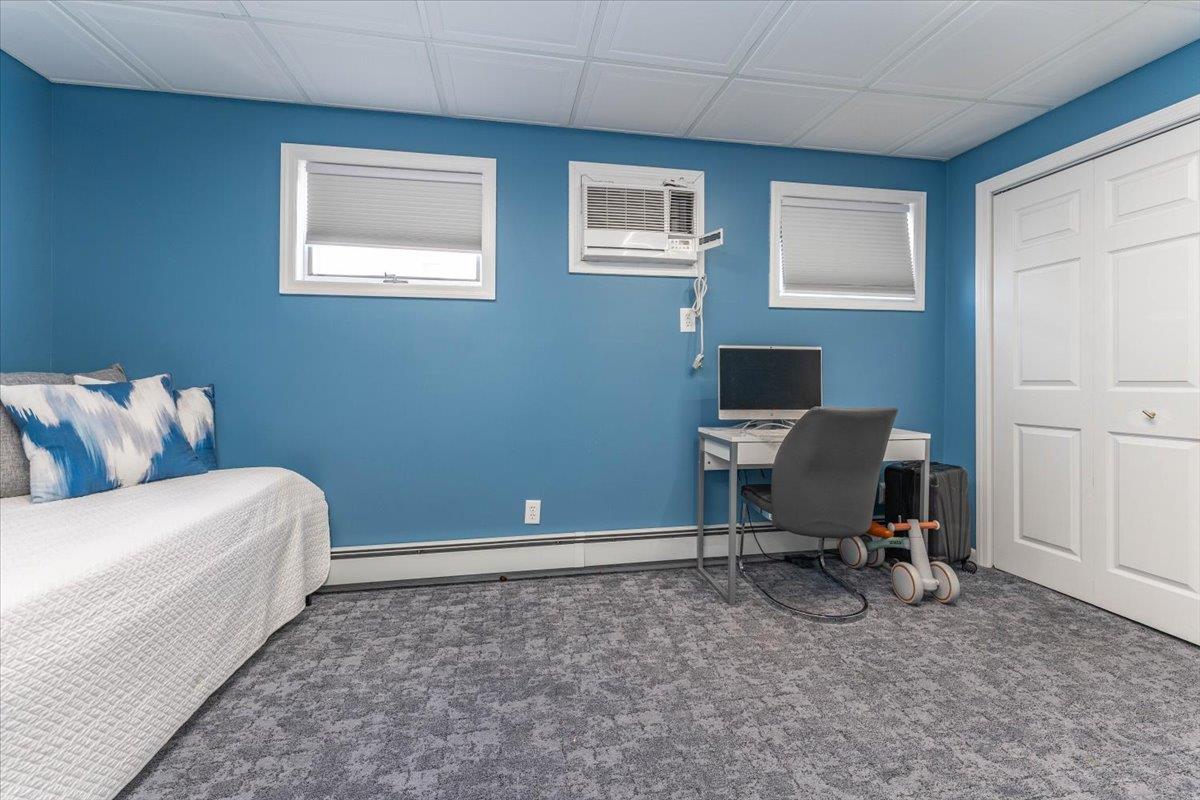 #11 photo, 143 Davis Avenue, ناسو Inwood , NY 11096