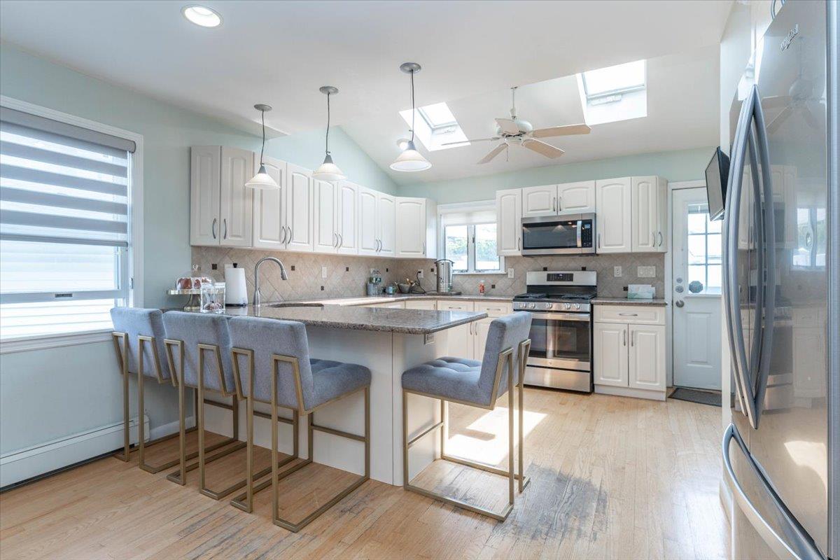 #6 photo, 143 Davis Avenue, ناسو Inwood , NY 11096