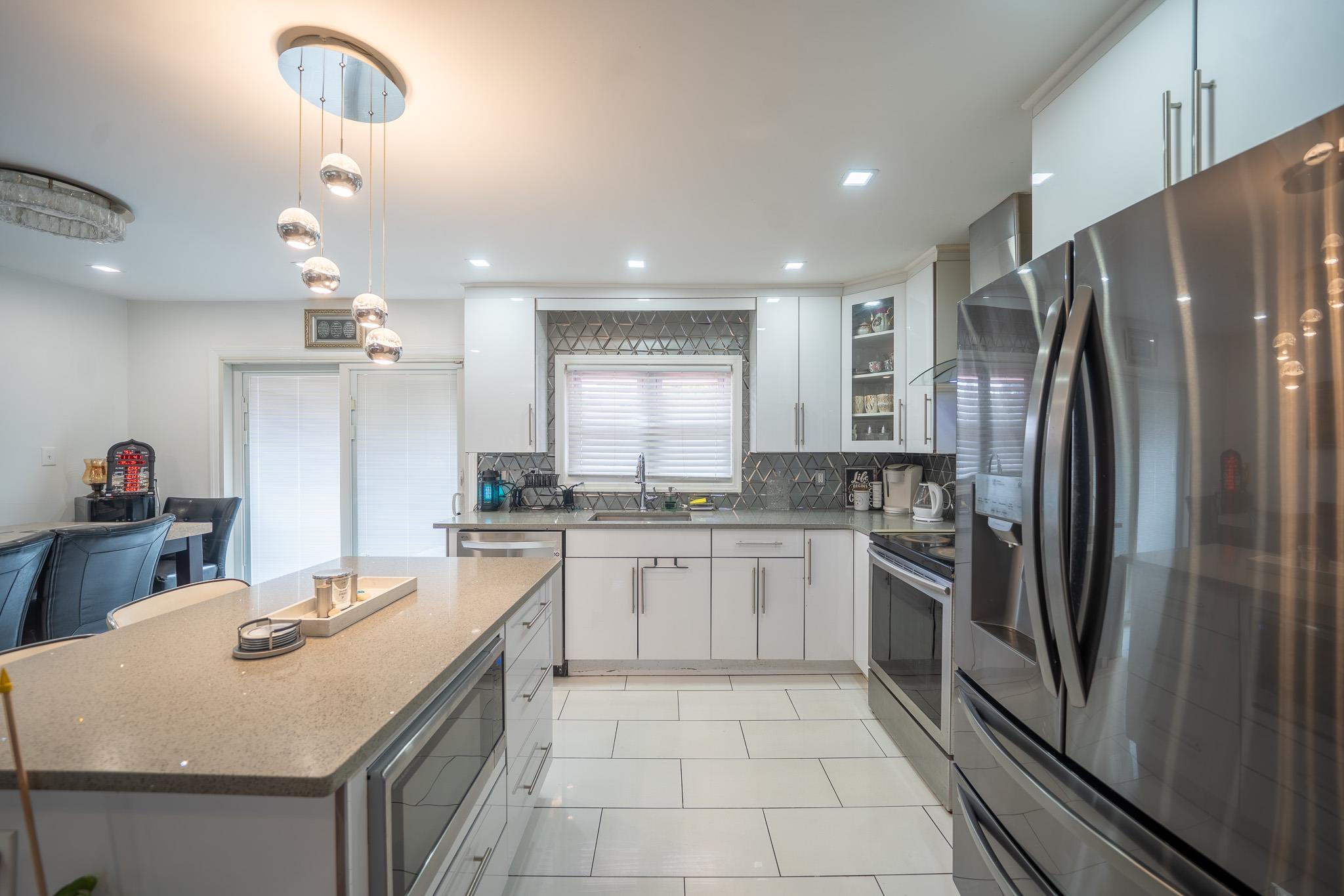 #16 photo, 297 Green Valley Road, ナッソー郡 East Meadow , NY 11554