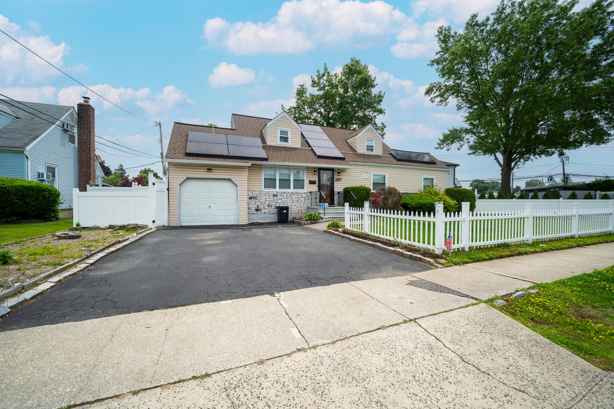 #4 photo, 297 Green Valley Road, ナッソー郡 East Meadow , NY 11554