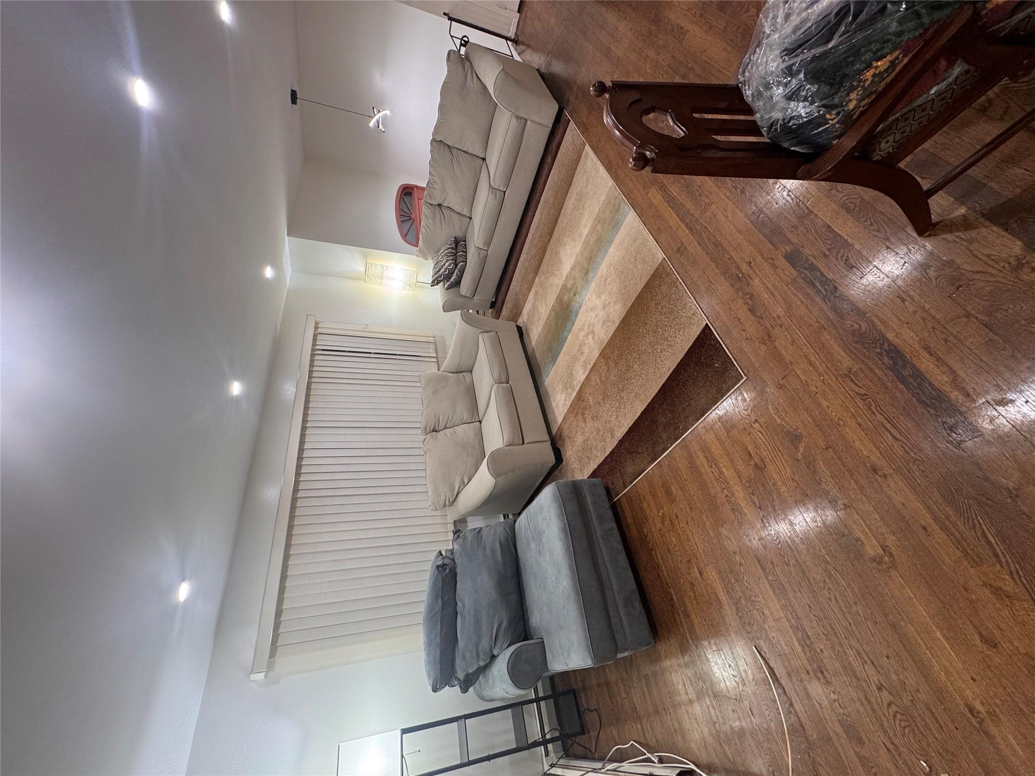 #1 photo, 911 Ocean Street, Baldwin , NY 11510